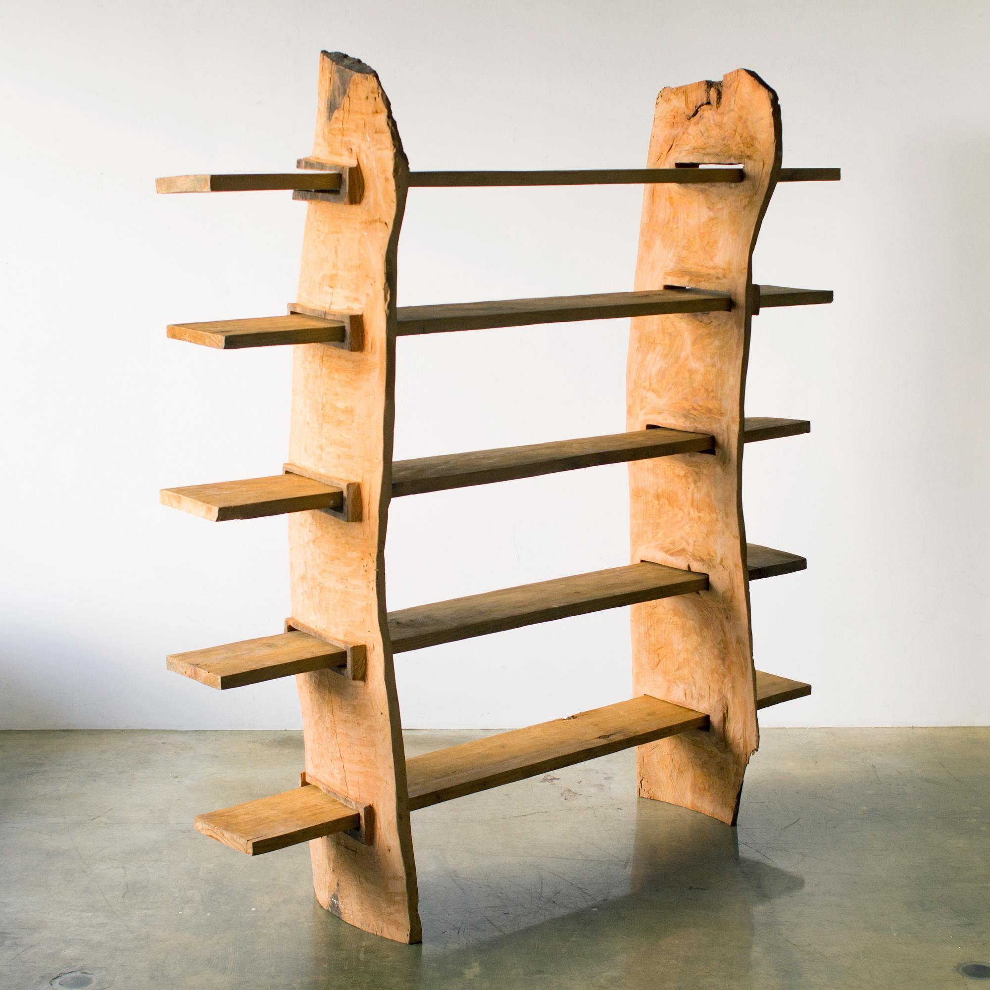 Estantería escultórica Hiroyuki Nishimura Estilo tribal abstracto naturaleza salvaje glamping Tribal en venta