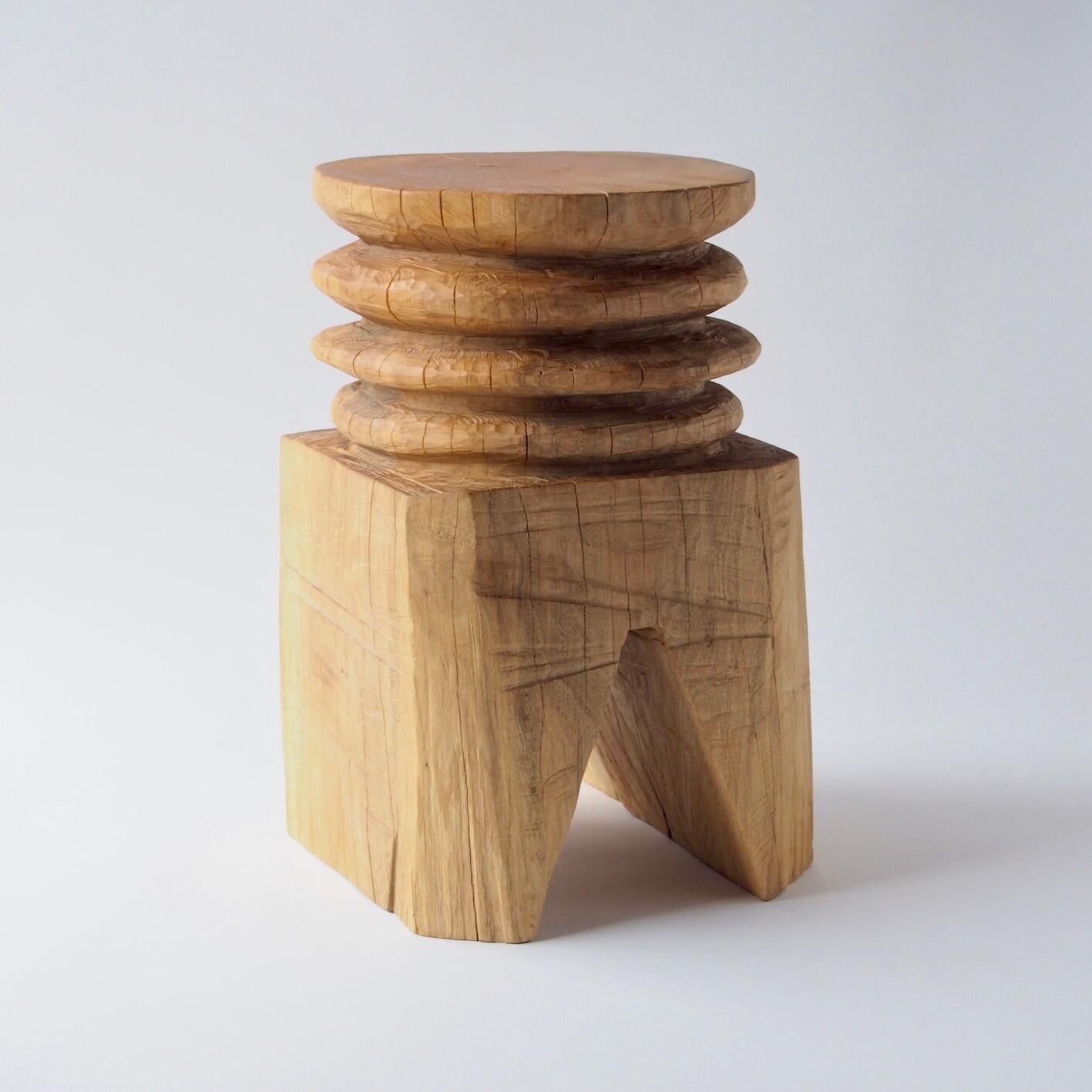 Name: Pancake
Sculptural stool by Zogei carved furniture
Material: Zelkova
This work is carved from log with some kinds of chainsaws.
Most of wood used for Nishimura's works are unable to use anything, these woods are unsuitable material for
