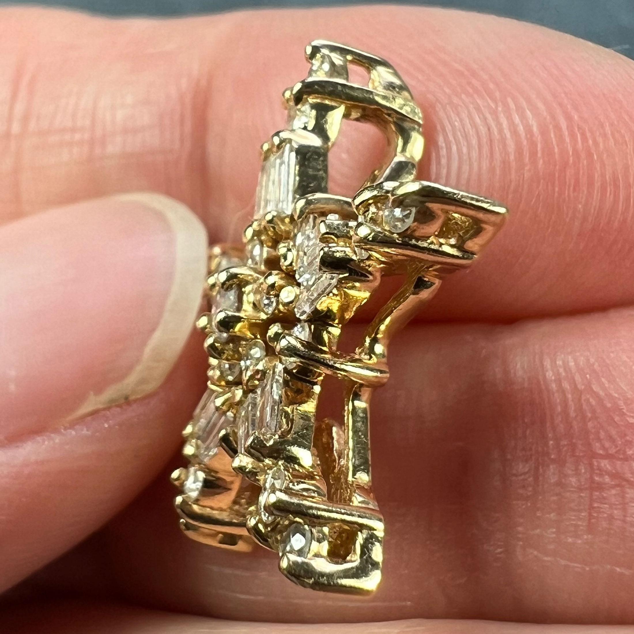 Hirsch & Oppenheimer Diamond Star 14K Yellow Gold Christmas Pendant For Sale 3