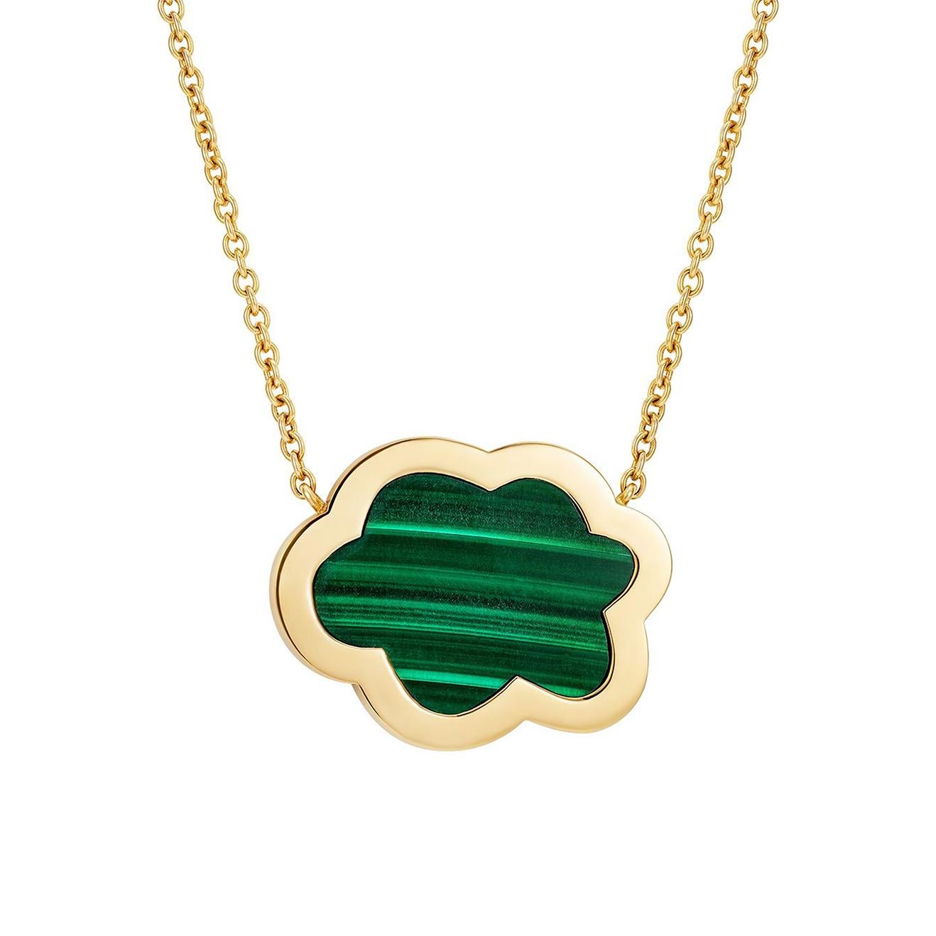 Inspired by life in London and a whimsical take on British weather, this beautiful Cloud 9 pendant features a Malachite cloud which catches and reflects light. The cloud is surrounded by a diamond lining and, as this pendant is reversible, it can be