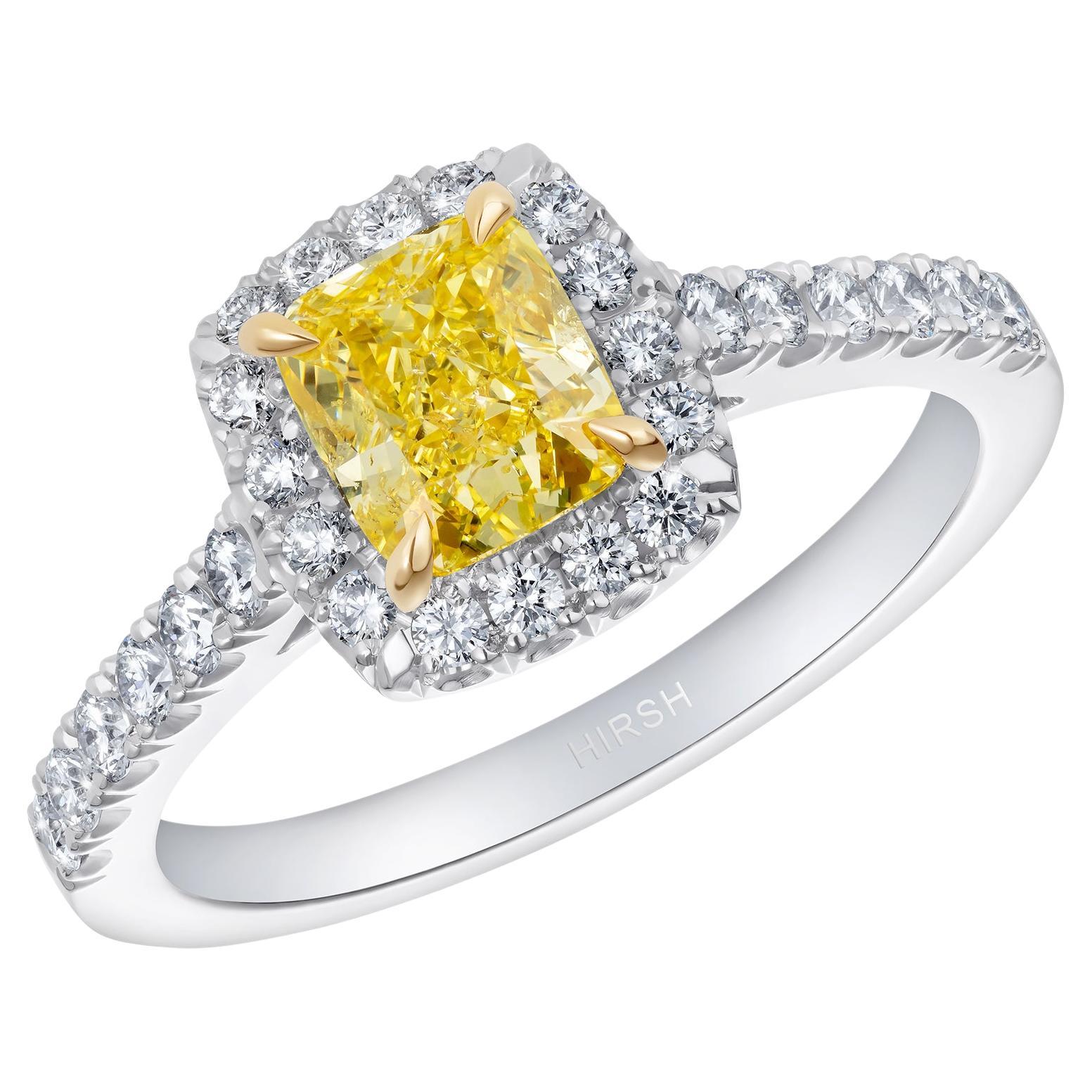 Bague royale Hirsh jaune diamant en vente