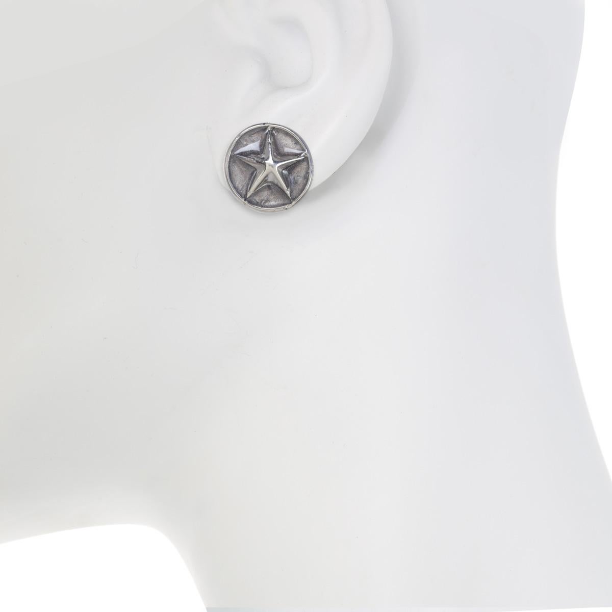 Contemporary His and Her Lonestar Cuff Links and Earrings in Rhodium For Sale