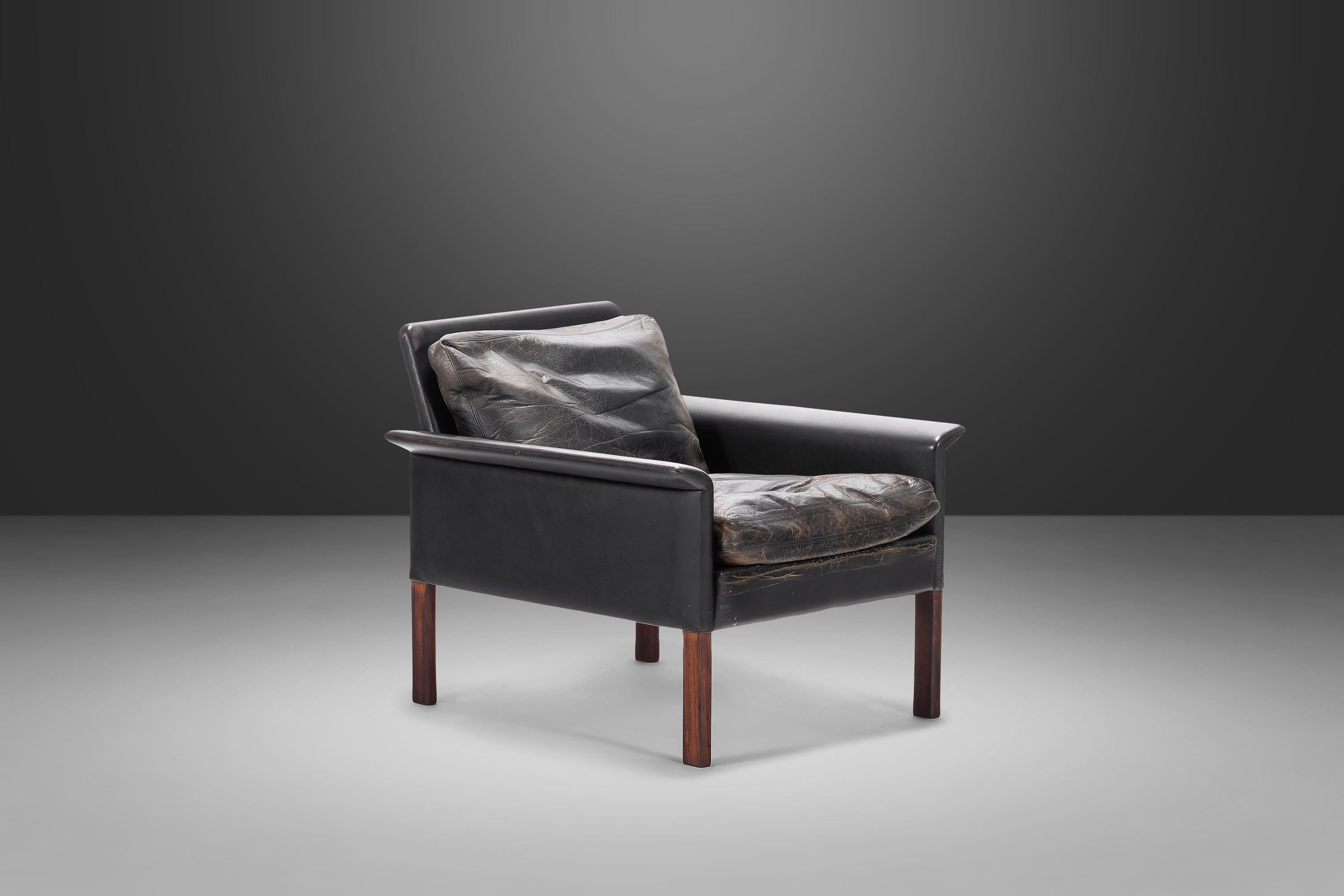 Leather Set of Two '2' of Model 500 Rosewood Lounge Chairs by Hans Olsen for CS Møbler For Sale