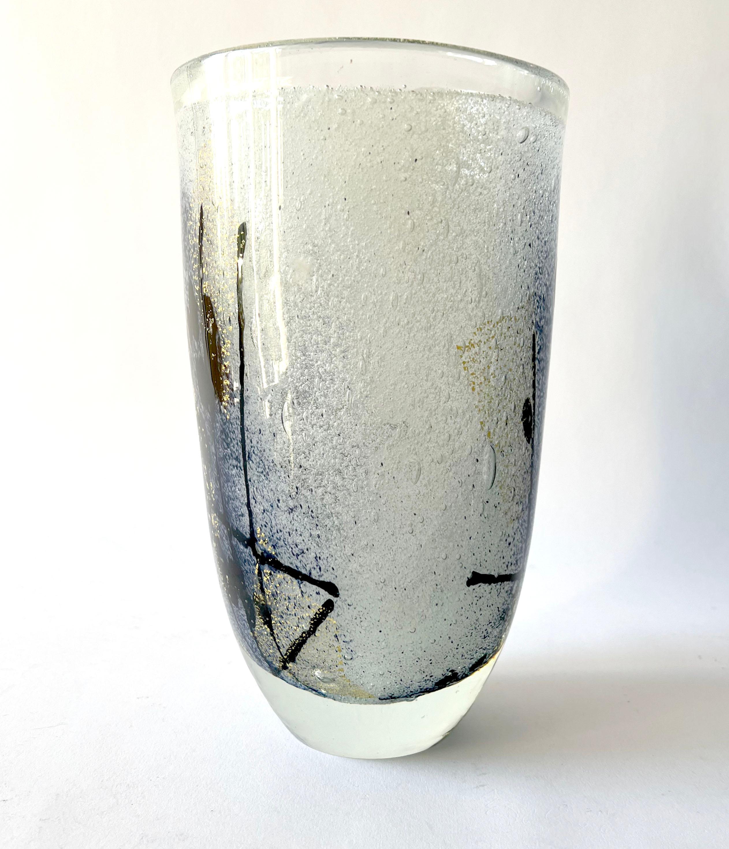 Mid-Century Modern Hisatoshi Iwata Japanese Post Modernist Hand Blown Glass Vase