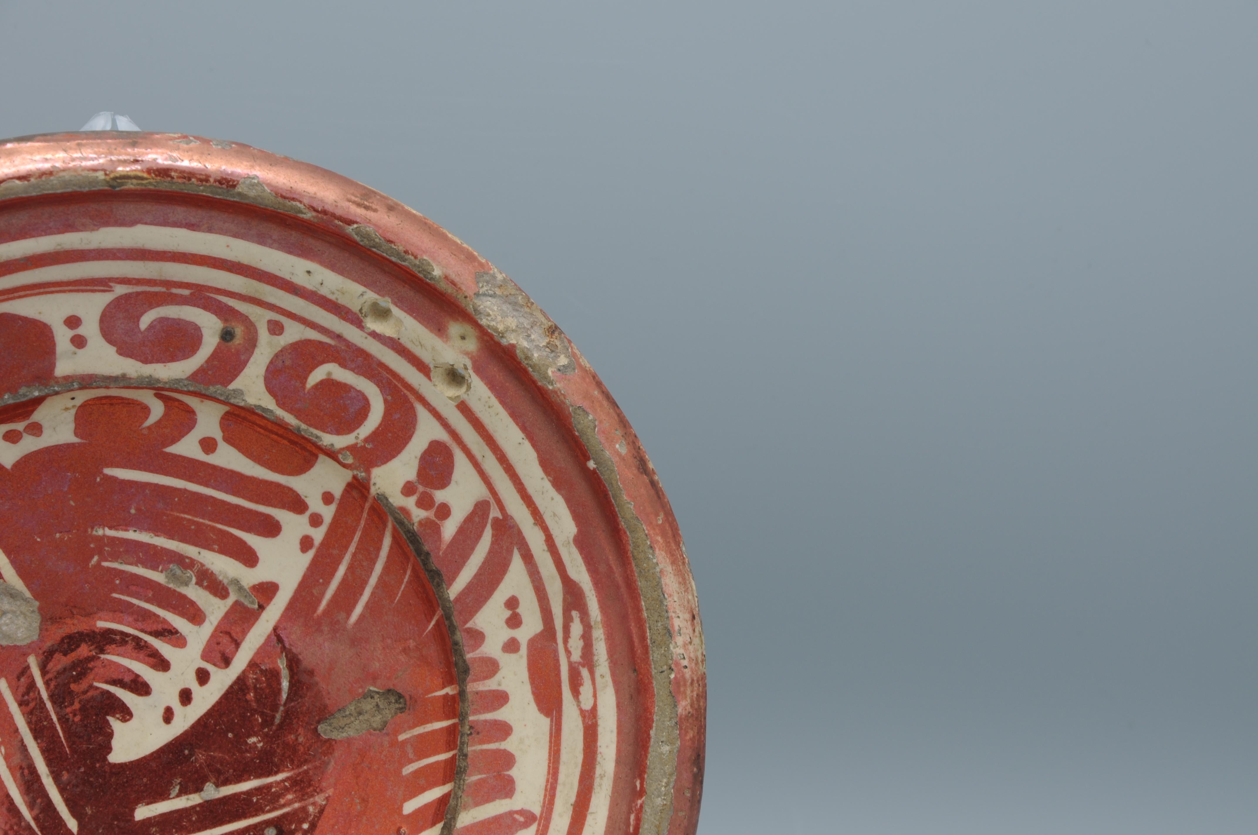 Plato de loza hispano-morisco - Siglo XVII, Manises Glaseado en venta