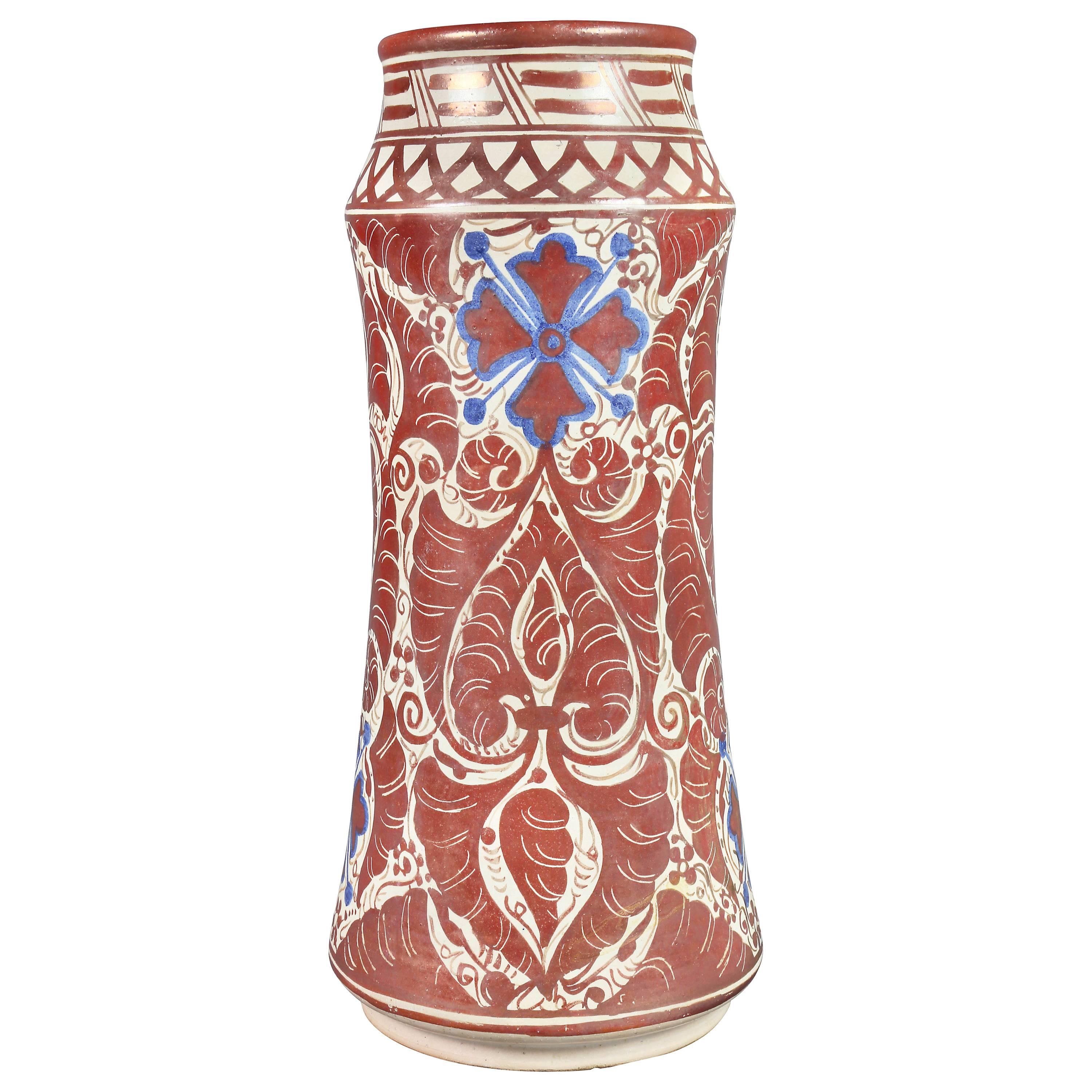 Vase en poterie Hispano- Moresque
