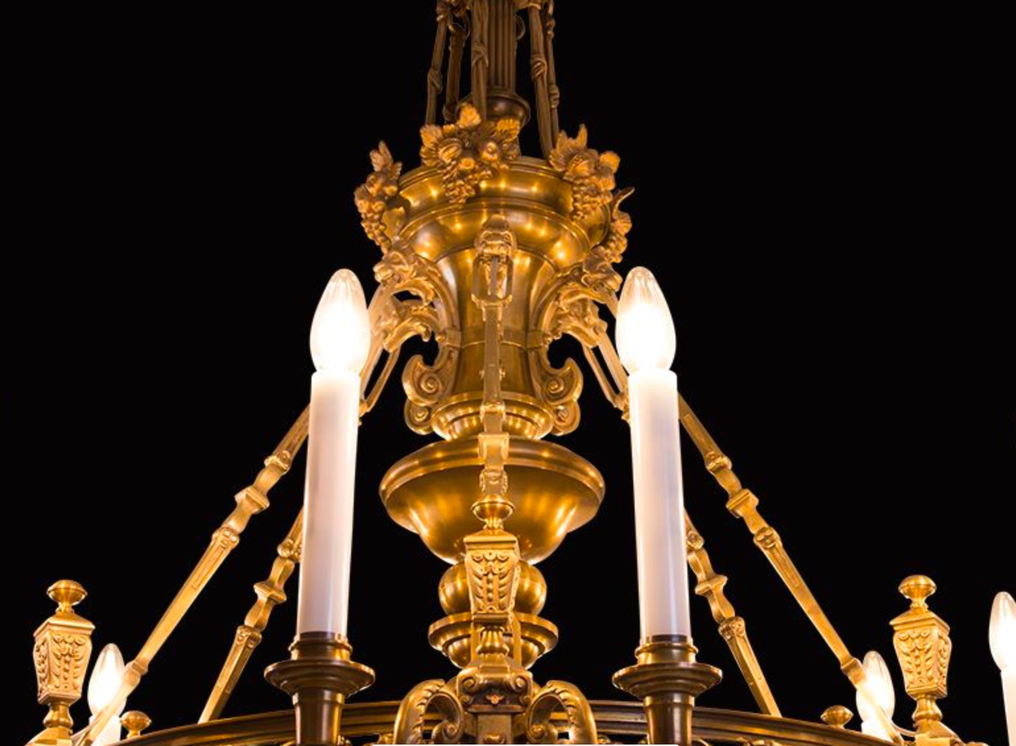 Lampadario storico - Art nouveau Historism, originale del 1900 In condizioni buone in vendita a Vienna, AT