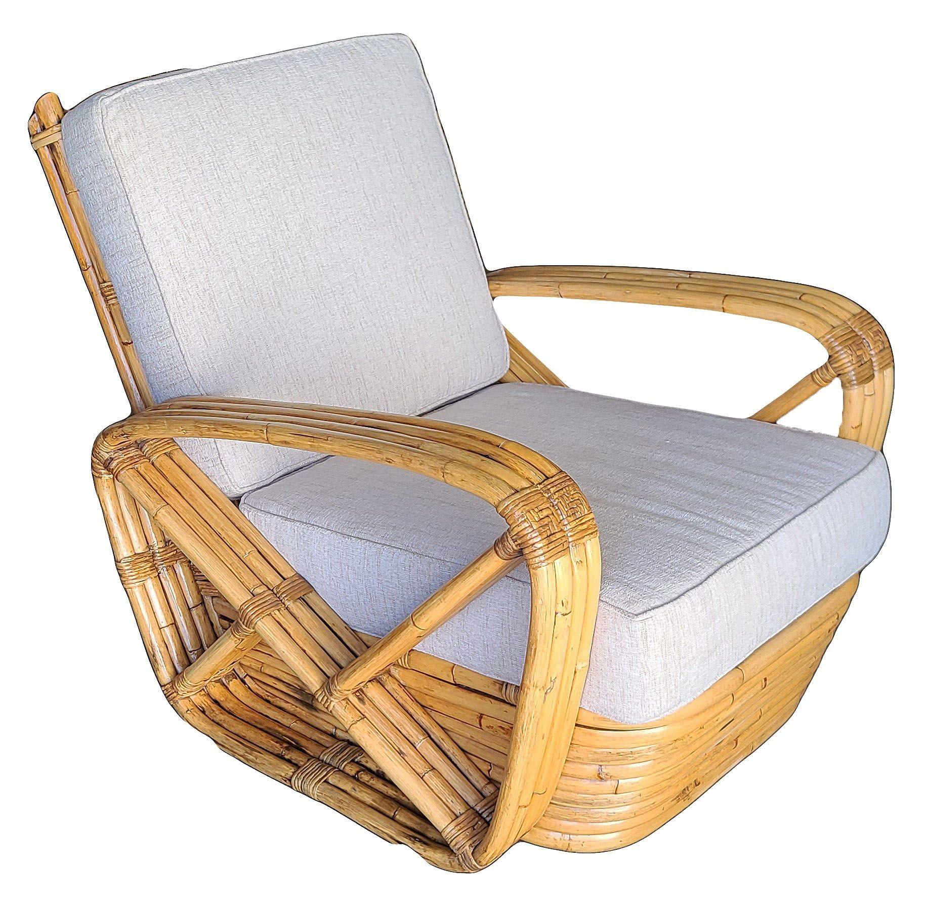 Scarso set di poltrone e divani con schienale quadrato a pretzel, di qualità museale, progettato da Paul Frankl nel 1934 utilizzando i pali e le canne di rattan della migliore qualità disponibile e restaurato da esperti di rattan per garantire