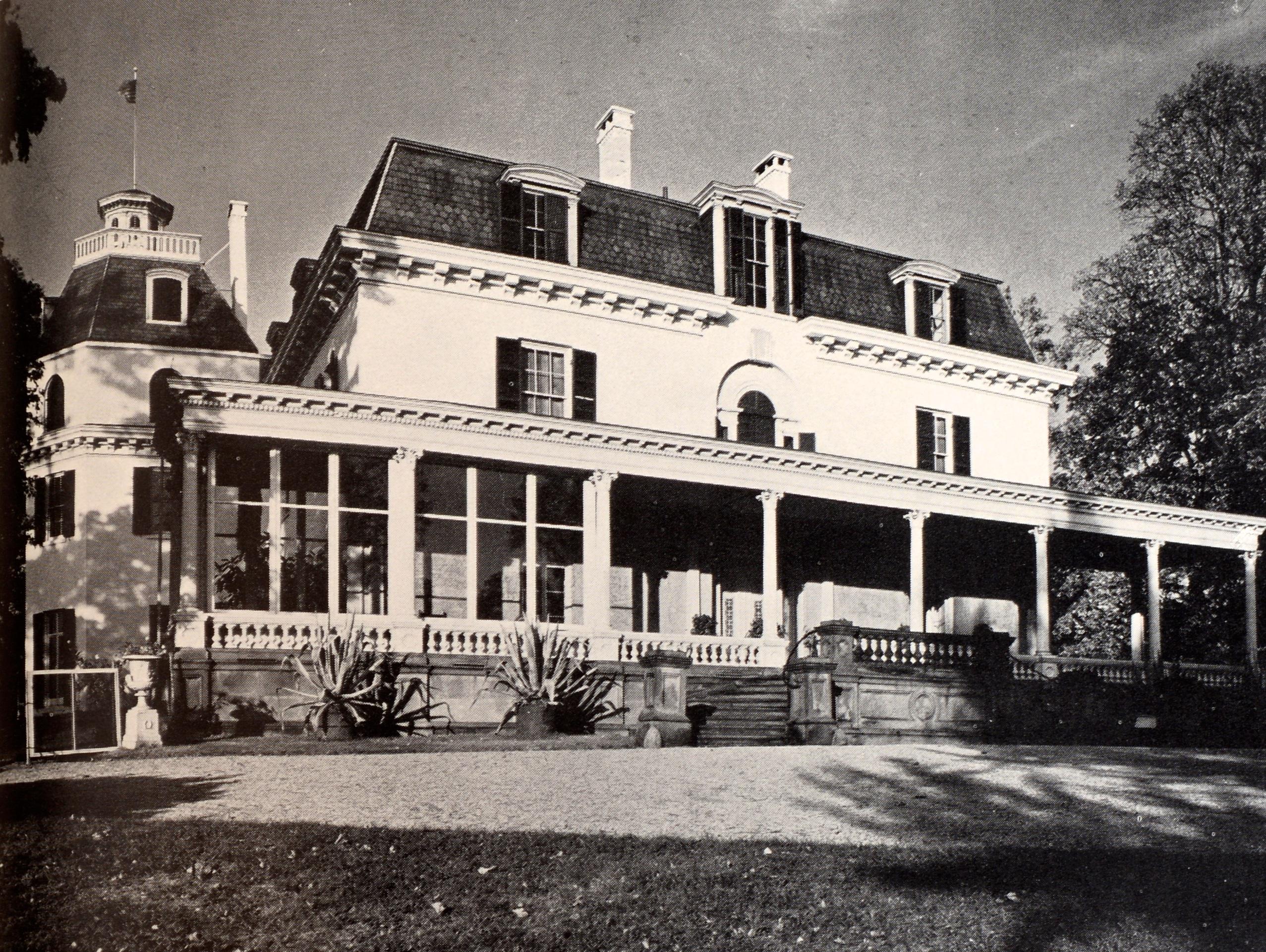 Historic Houses of the Hudson Valley by Harold Donaldson Eberlein For Sale 10