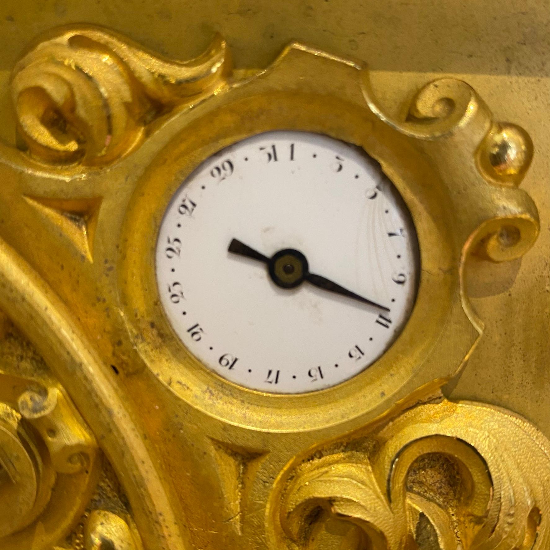 Historic King Louis Philippe Ormolu Bronze Mantel Clock, Circa 1838 For Sale 7
