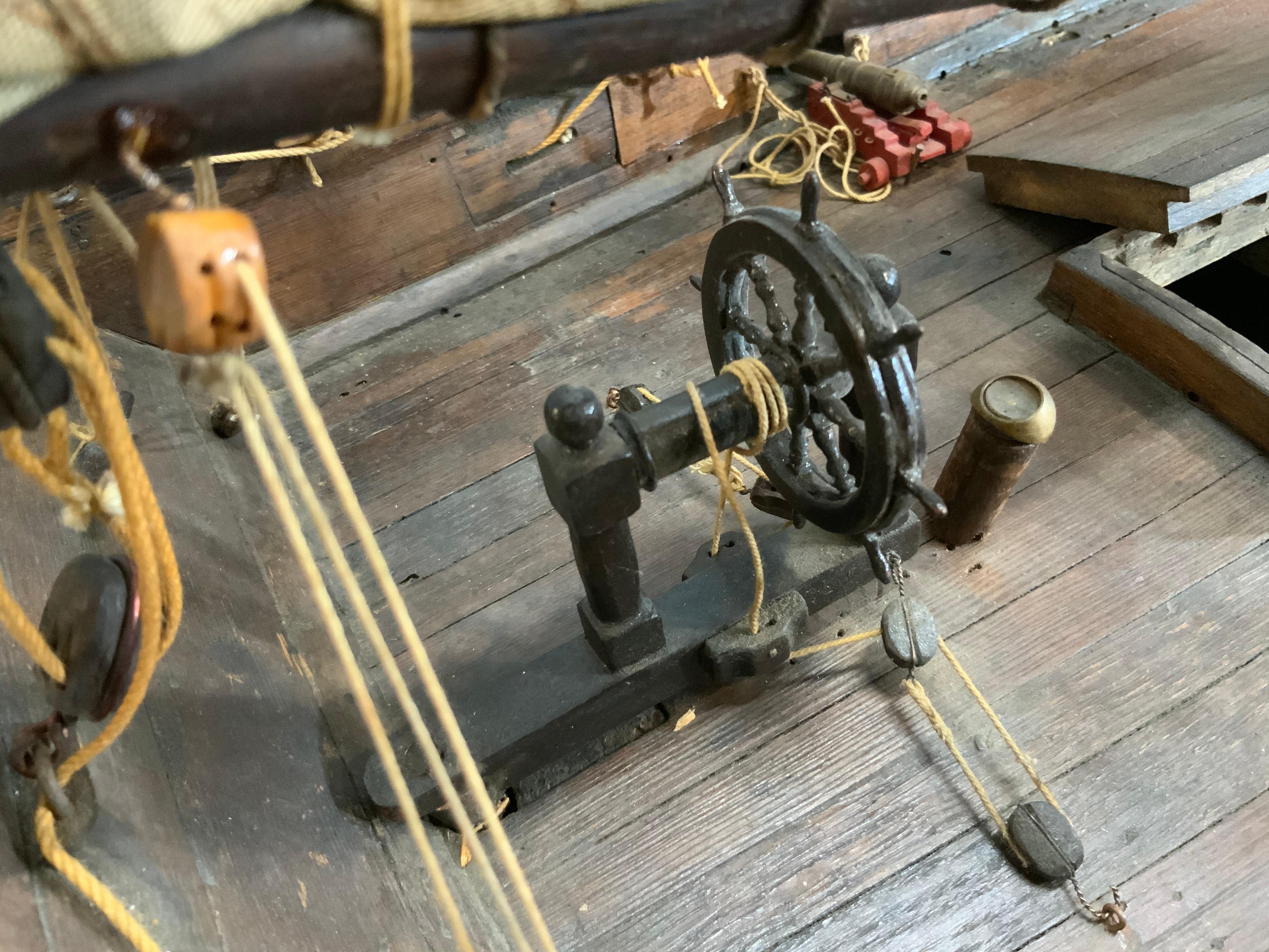 Modelo de barco histórico de la Colección DeCoppet 9
