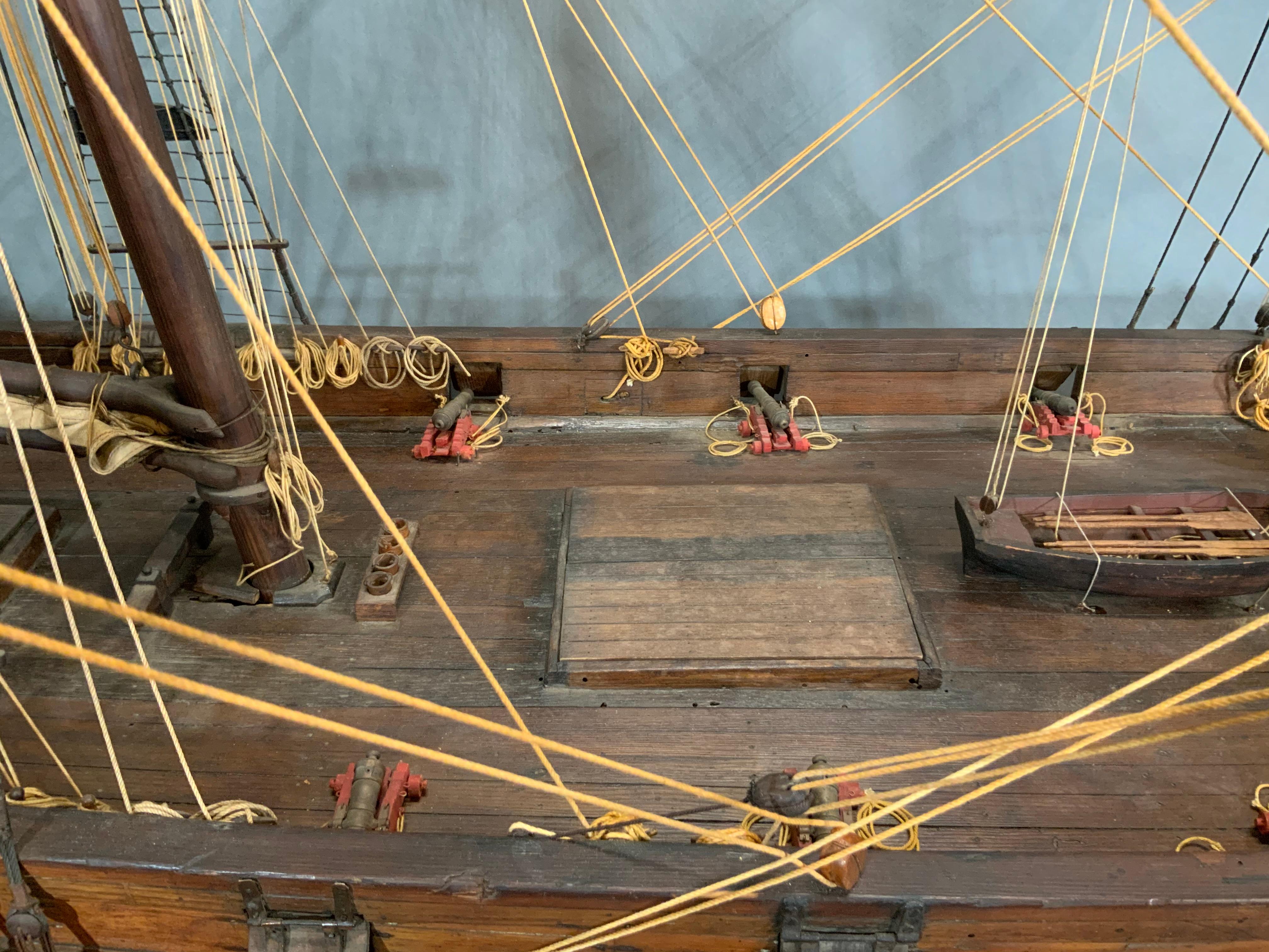 Modelo de barco histórico de la Colección DeCoppet Madera