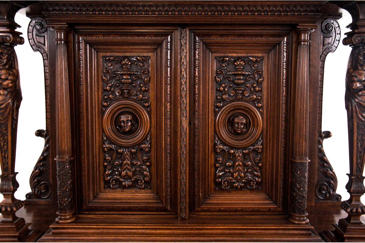 Historic Sideboard, France, circa 1870 In Good Condition In Chorzów, PL