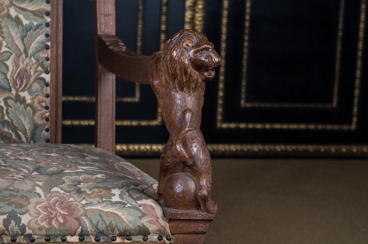 Historischer antiker Neorenaissance-Sessel mit Löwenarmlehnen aus Eiche, ca. 1850er-1870er Jahre im Angebot 3