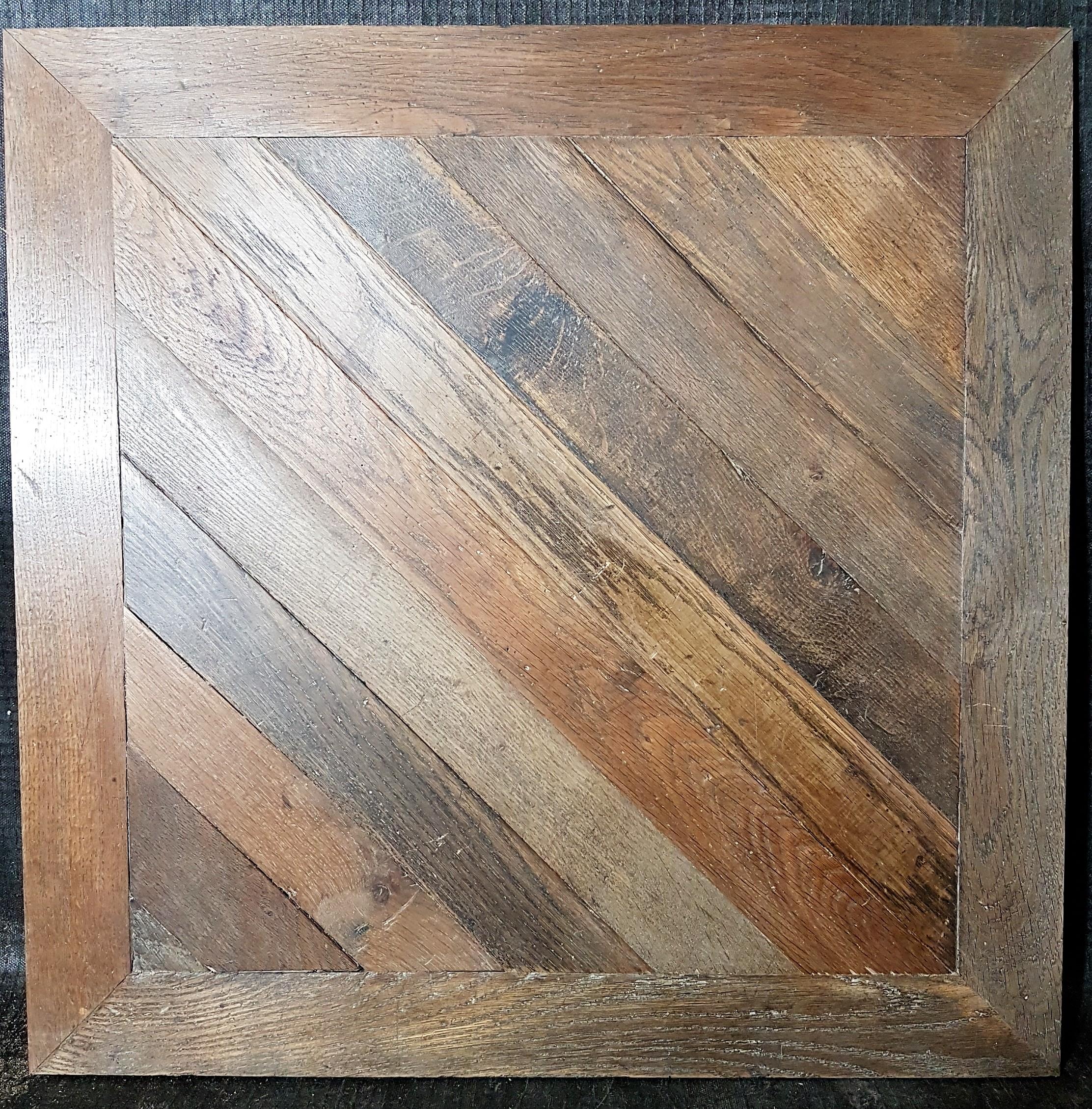 We have historical parquet floors in oak. Old and restored and new-made from old oak. Restored and made with deep- rooted respect for history, nature and with patient craftsmanship. Pattern parquet floors may refer to the distant past, they still