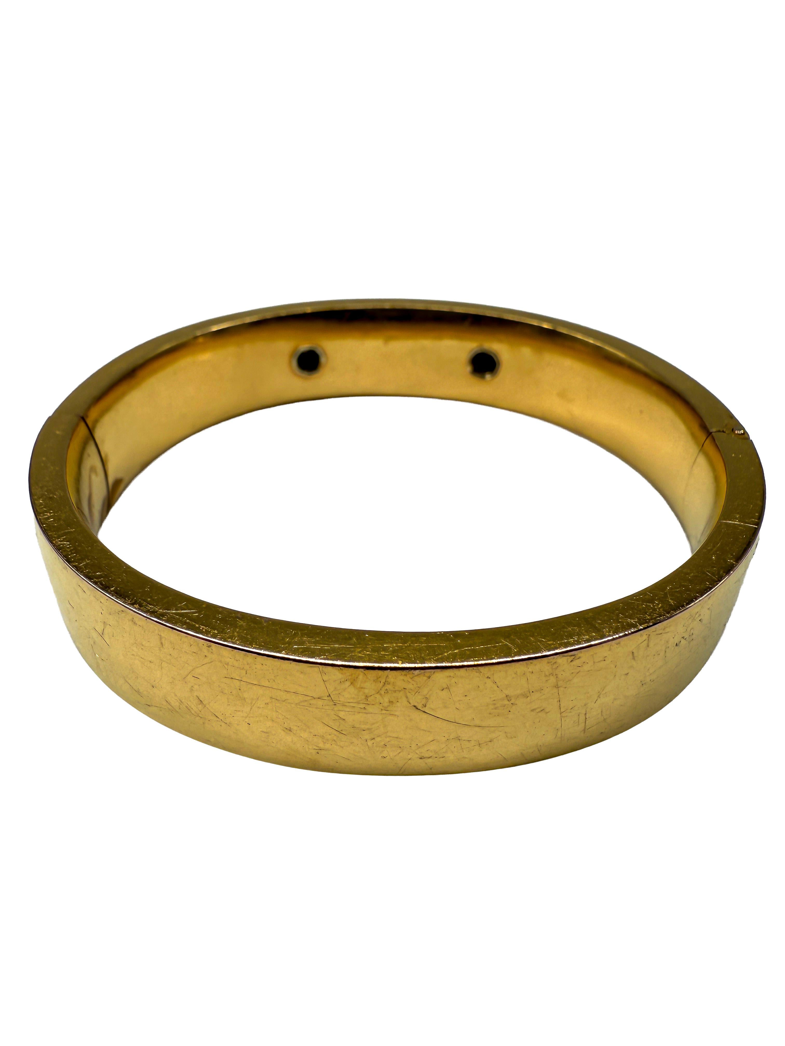 Historicism, 23K Yellow Gold Bangle with Diamonds and Pearls In Good Condition For Sale In Berlin, DE