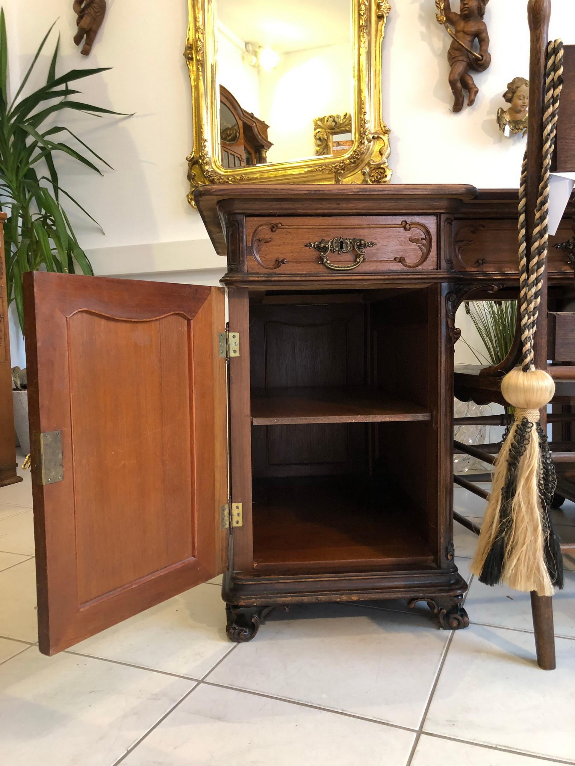 Historicism Baroque Revival Desk In Good Condition In Senden, NRW