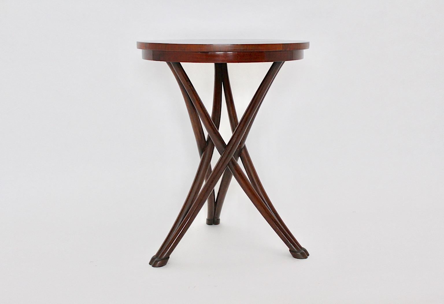 Stained Historicism Beech Bentwood Side Table No 13 by August Thonet circa 1880 Vienna For Sale