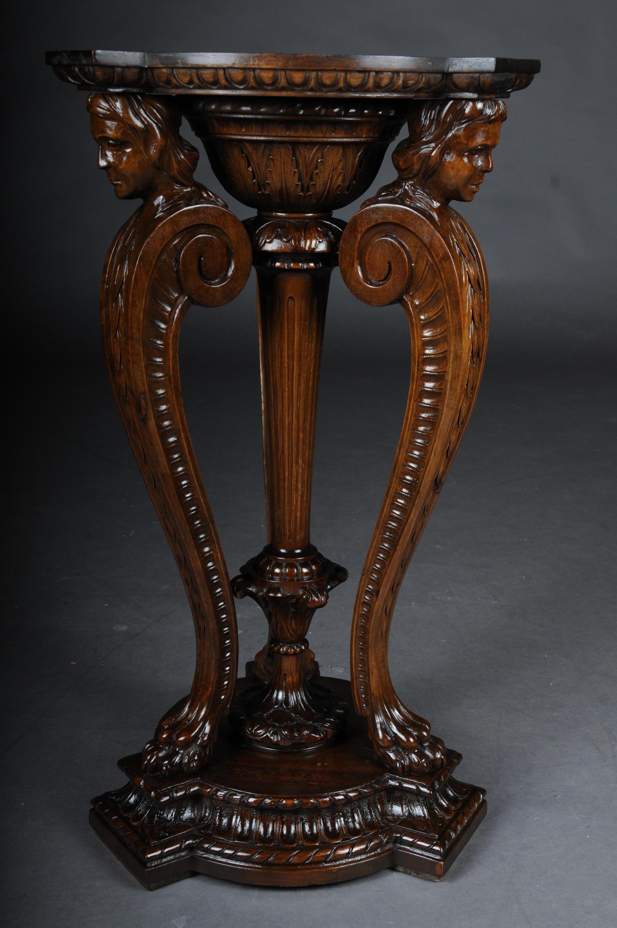 Historicism Side Table or Pillar, Walnut Tree, circa 1880 In Good Condition For Sale In Berlin, DE