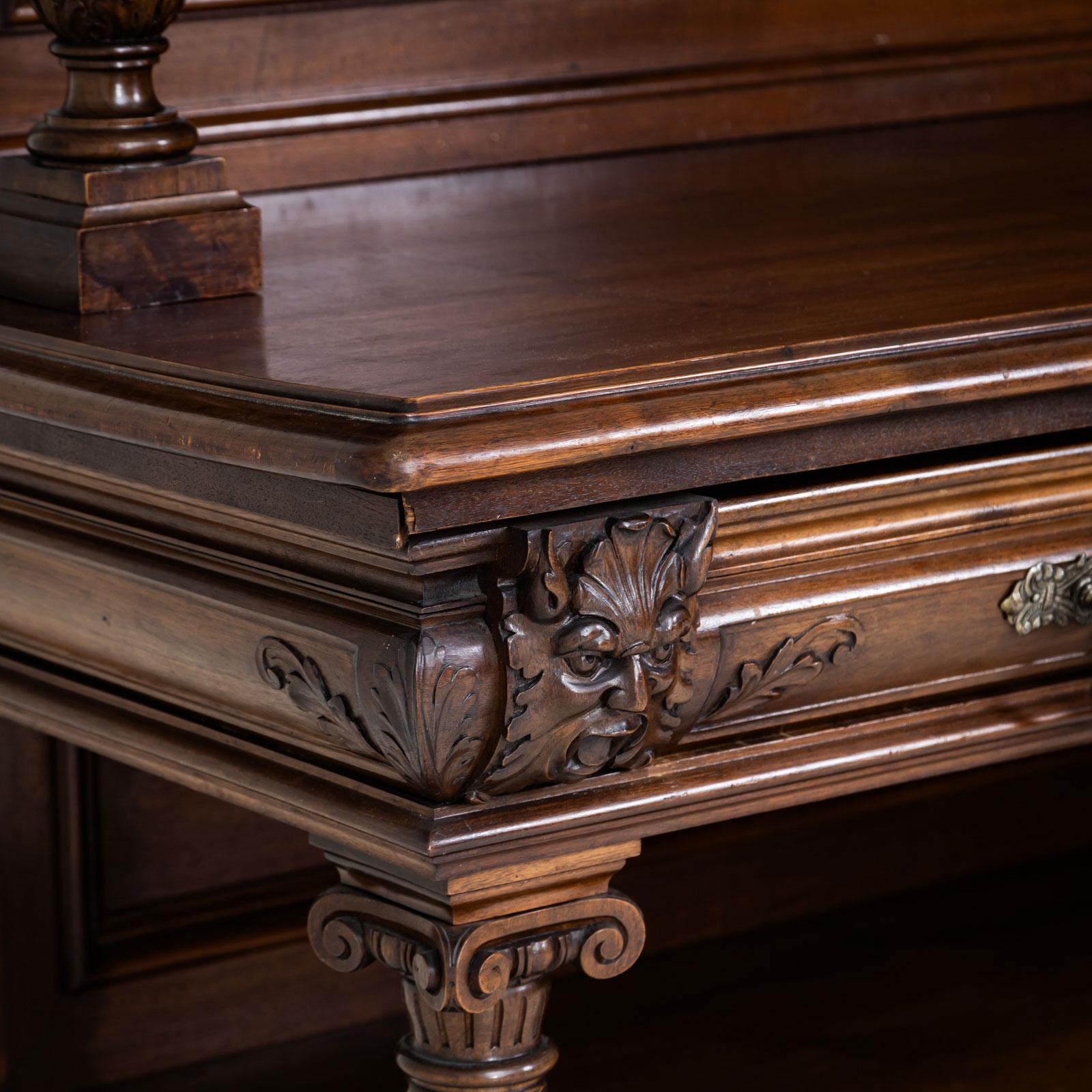 Buffet storicista, Germania, fine XIX secolo In condizioni buone in vendita a Greding, DE