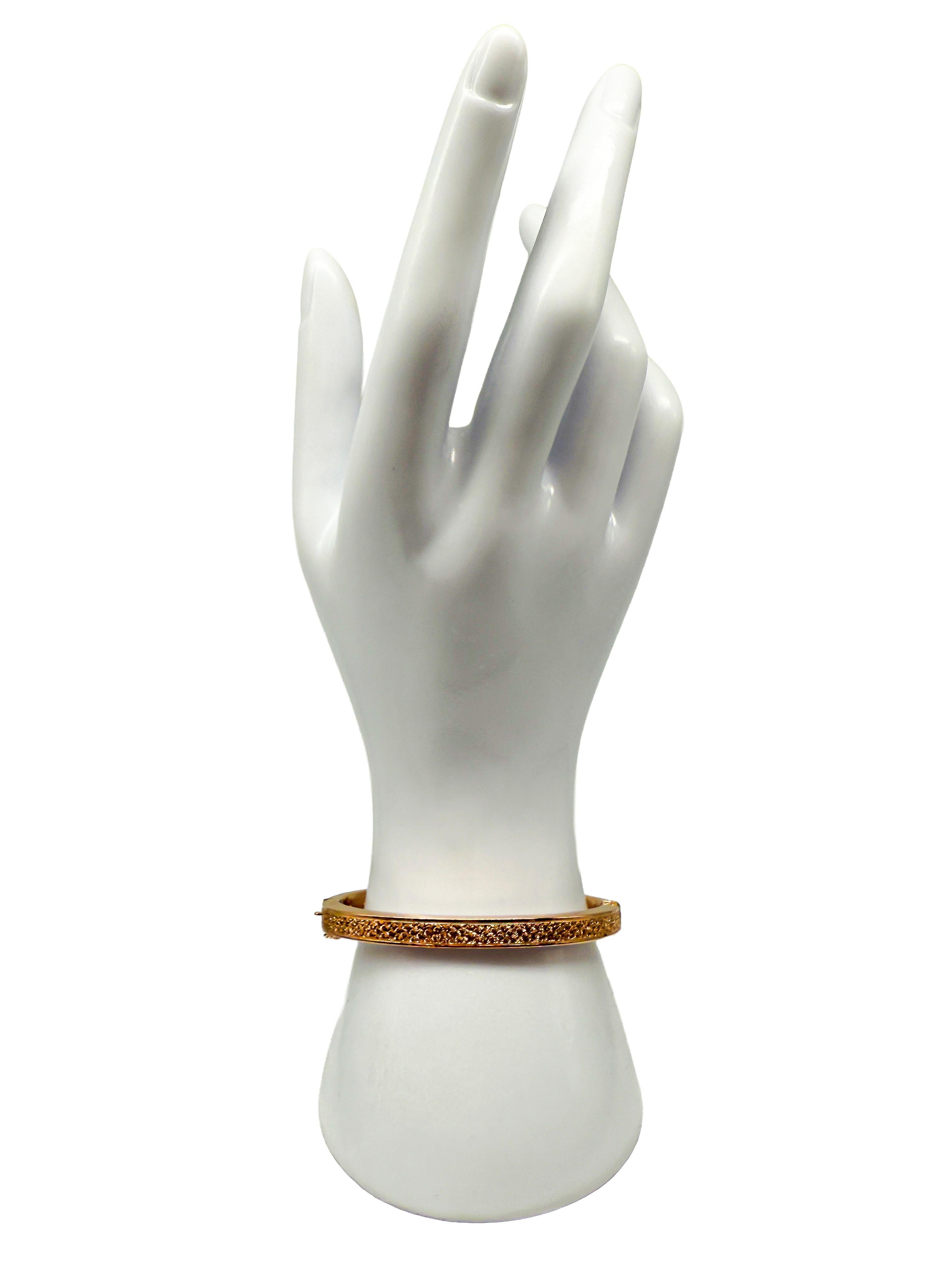 Women's or Men's Historicist-Style 8K Yellow Gold Bangle with Pattern For Sale