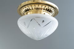 Storica lampada da soffitto con vetro tagliato originale di Vienna del 1890 circa