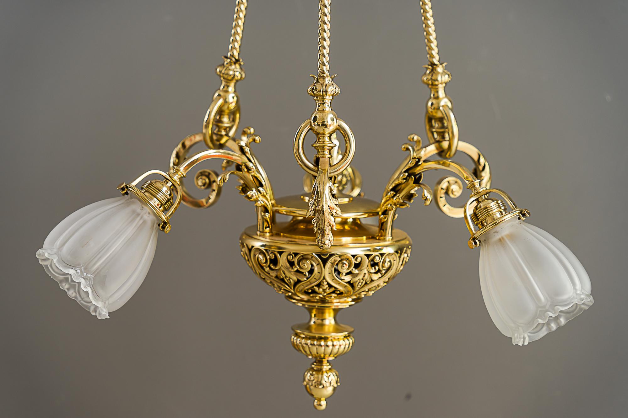 Historistic chandelier vienna around 1890s with original antique glass shades
Polished and stove enameled
original antique glass shades