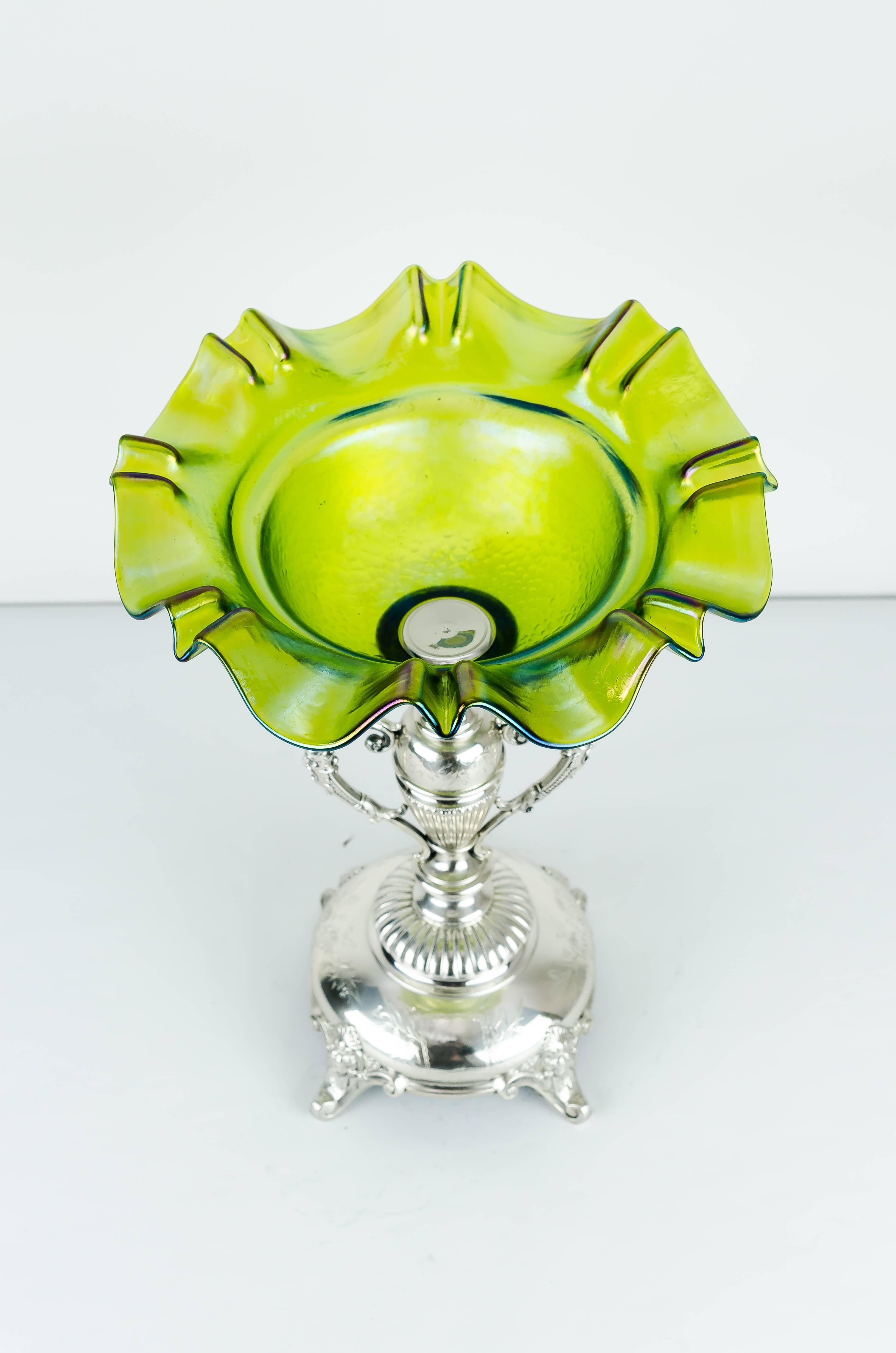 Neoclassical Historistic Silver Centrepiece with Nice Green Glass Shade, circa 1890s For Sale
