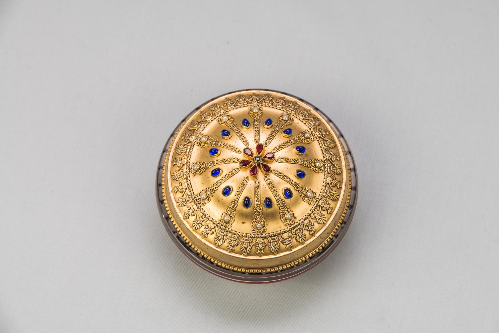 Historistic Sugar Bowl with Gilded Cover and Cut Glass, circa 1890s In Good Condition For Sale In Wien, AT