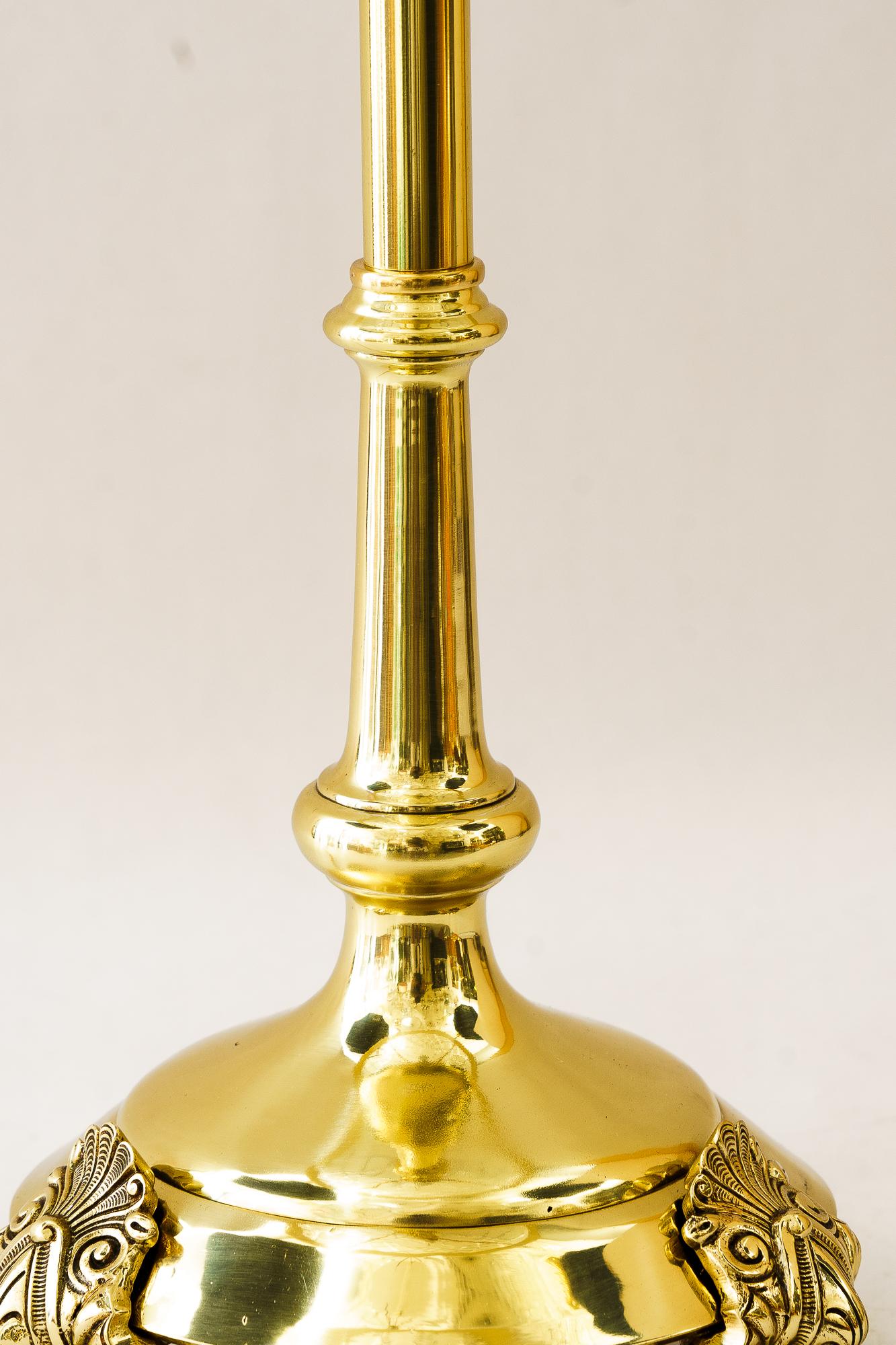 Historistic Table lamp with cut glass shade vienna around 1890s In Good Condition For Sale In Wien, AT