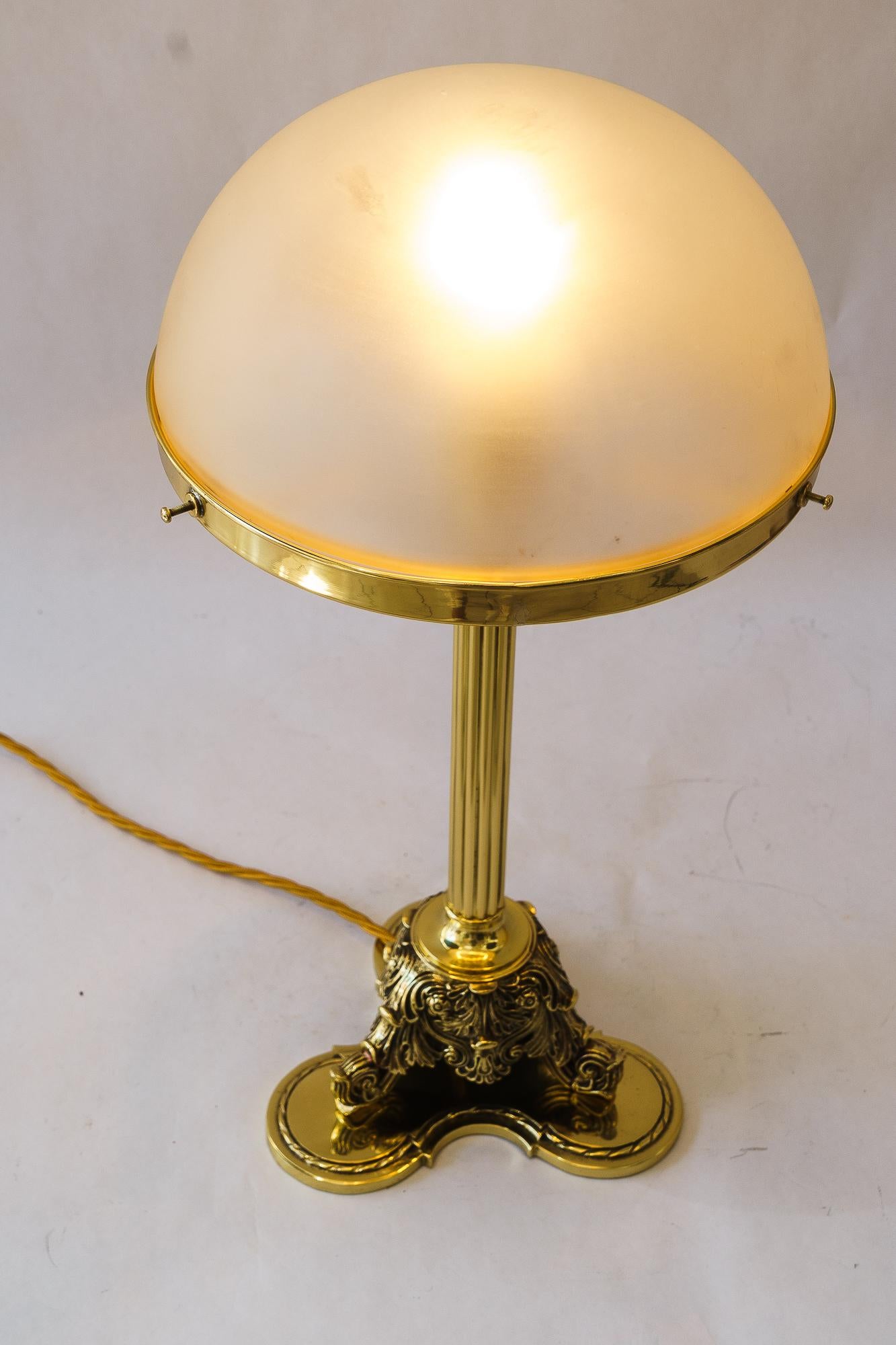 Historistic Table lamp with original antique glass shade vienna around 1890s For Sale 4