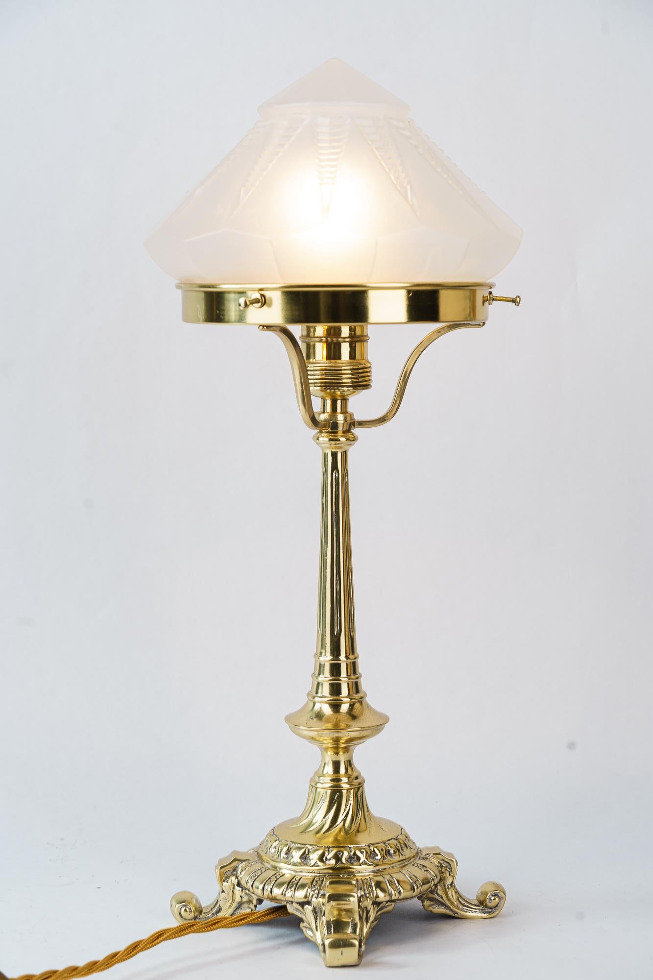 Historistic Table lamp with original antique glass shade vienna around 1890s For Sale 1