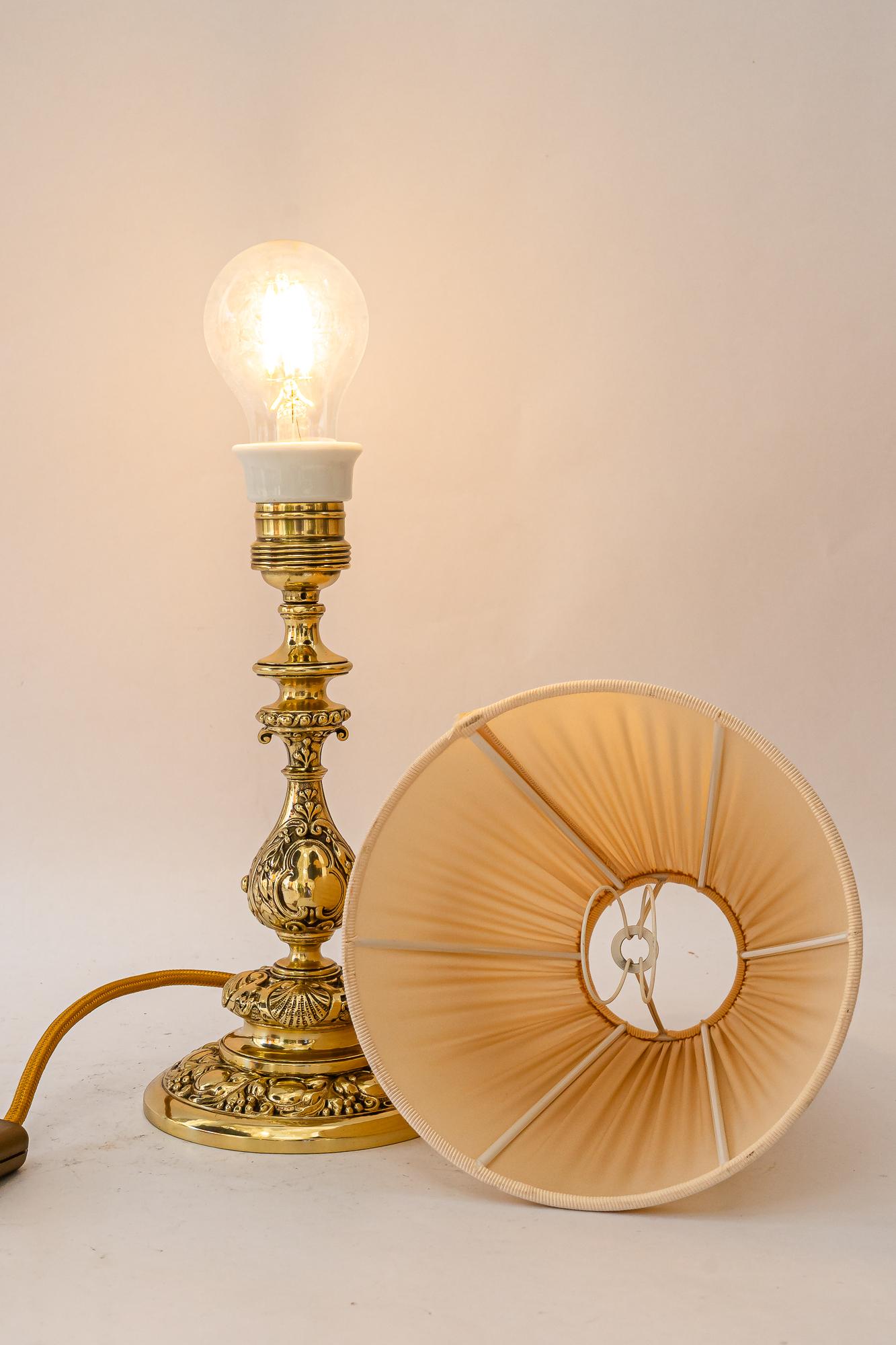 Historistic table lamp with original cut glass shade vienna around 1890s im Angebot 8