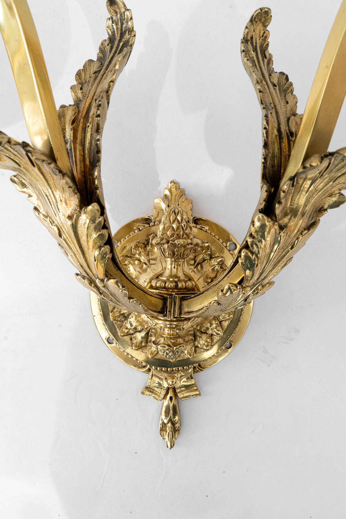 Aplique historicista viena hacia 1890 Lacado en venta