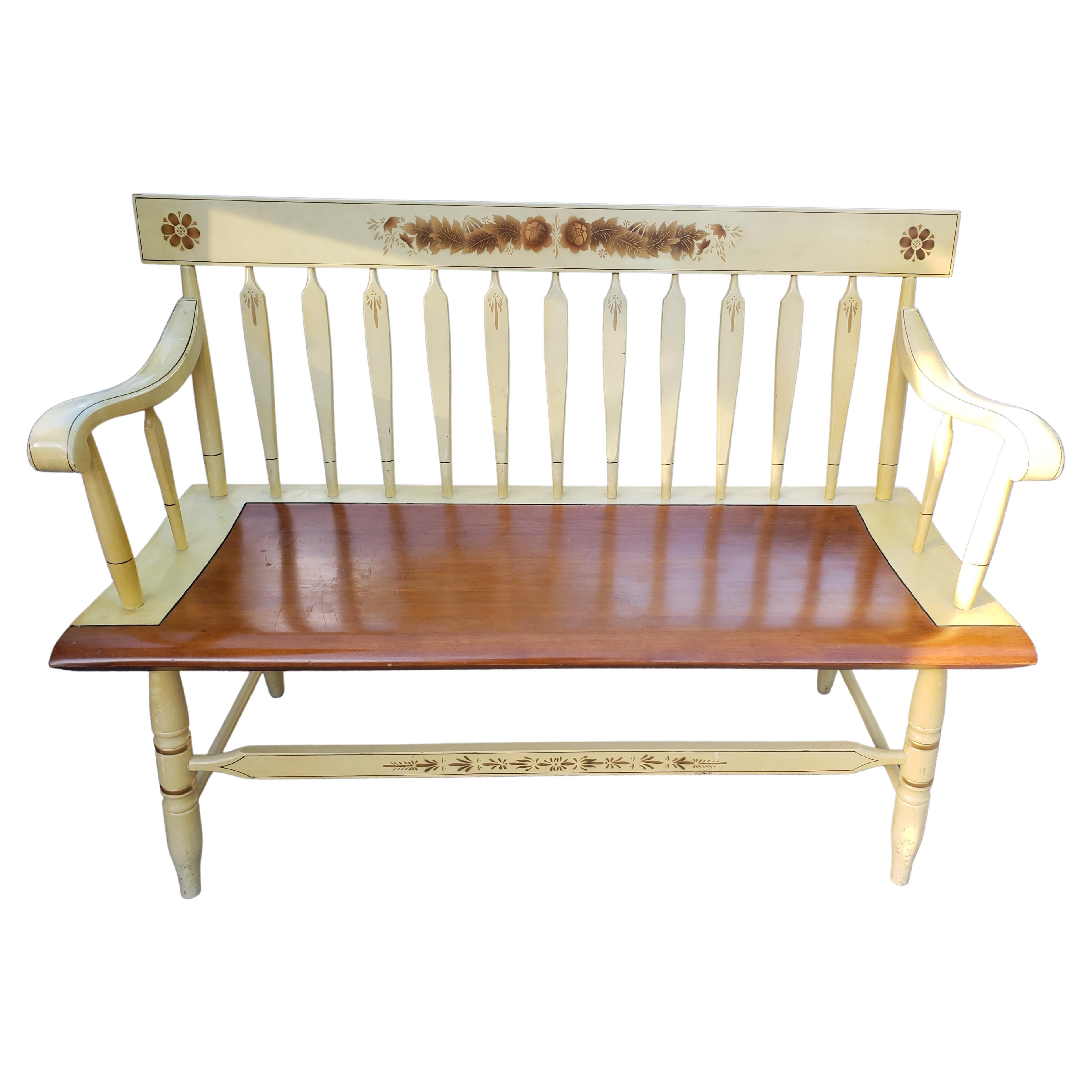 Hitchcock Painted and Decorated Maple Two-Seater Settee or bench in great vintage condition.
Measures 45