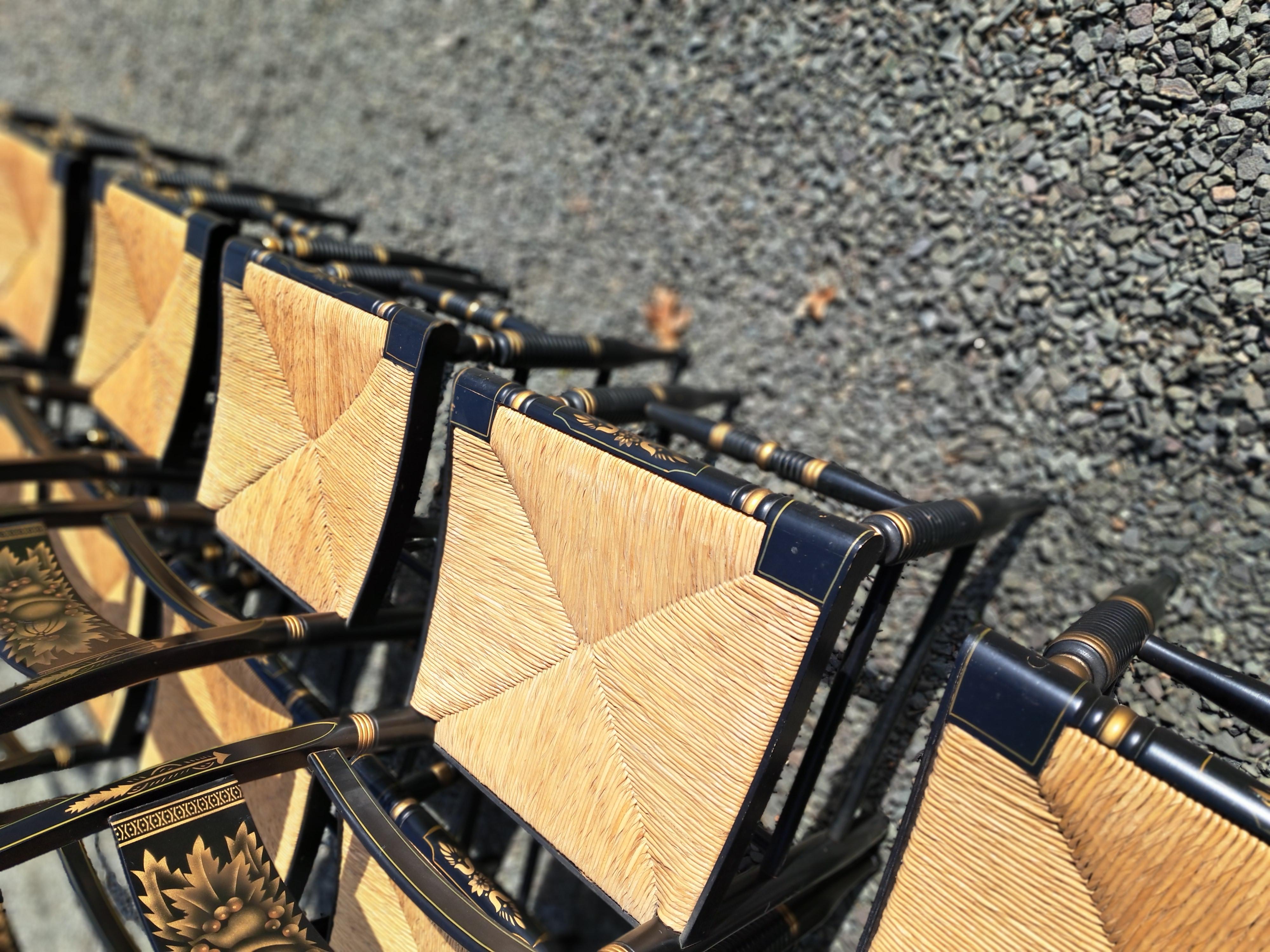 Jonc Chaises de salle à manger à dossier coussin Hitchcock, motif moisson, ensemble de douze en vente