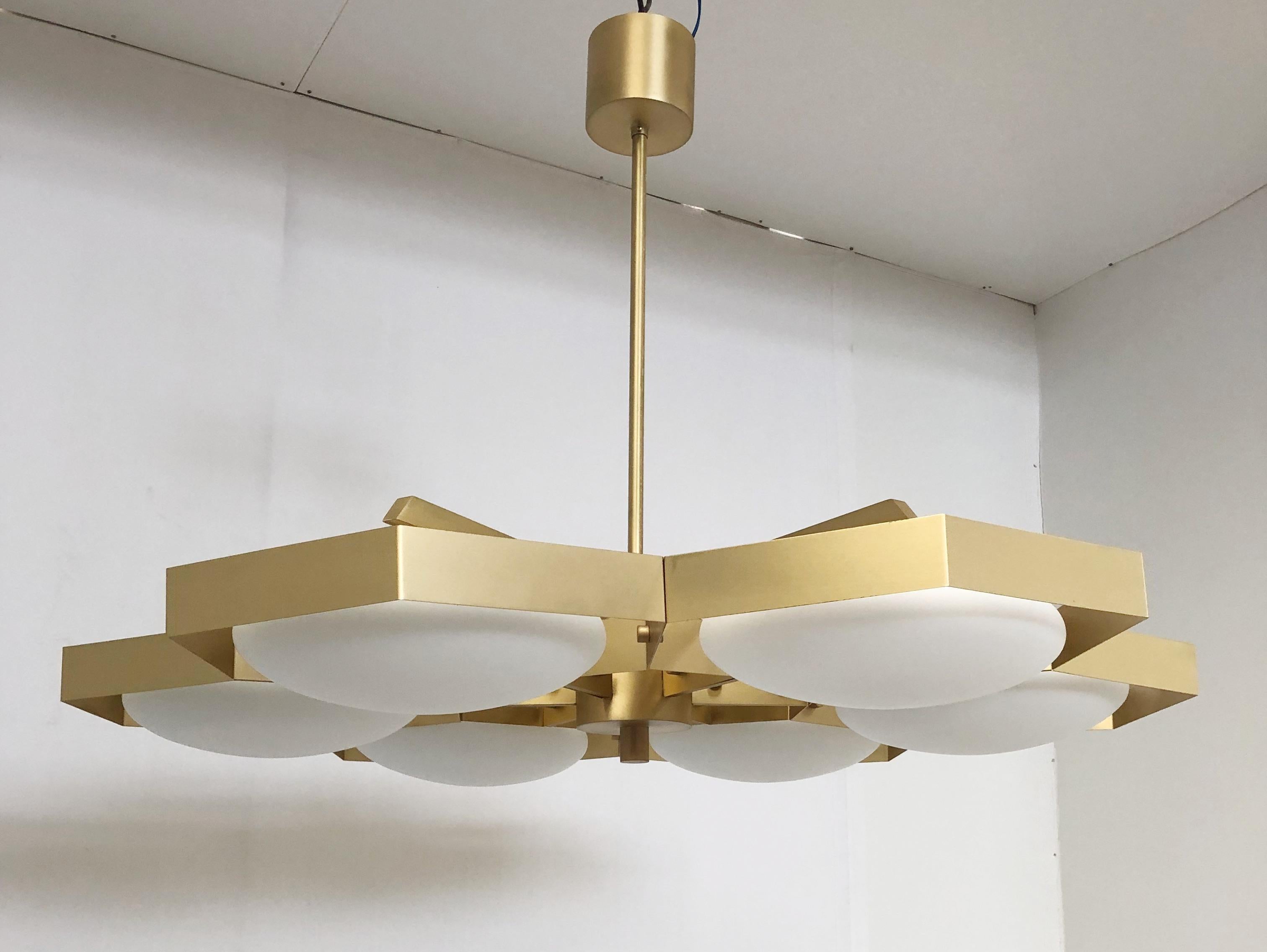 Brossé Hive Chandelier by Fabio Ltd en vente