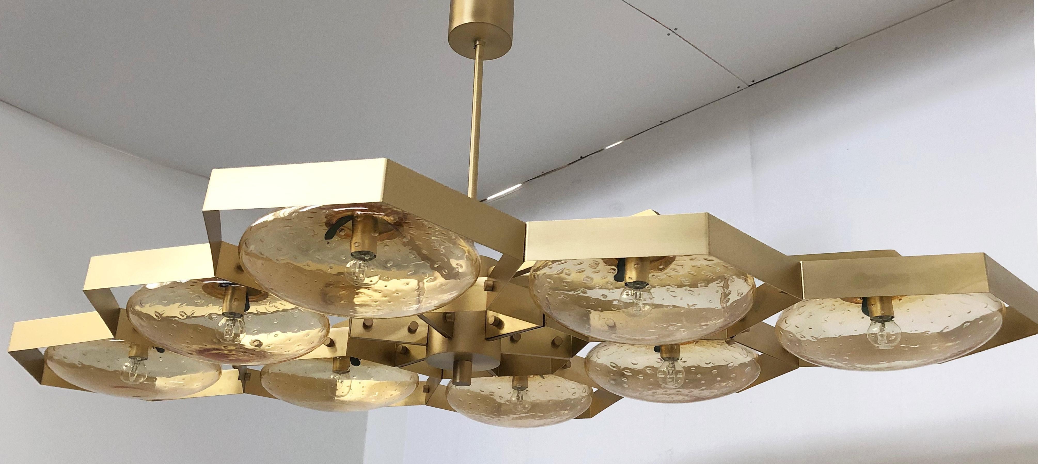 XXI secolo e contemporaneo Lampadario Hive di Fabio Ltd in vendita