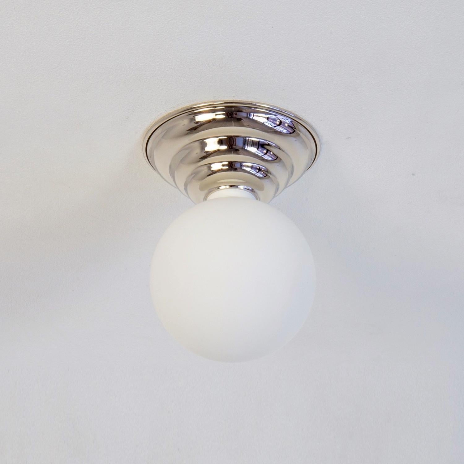 Laiton Hive Flush Mount by Research.Lighting, Nickel, 5in Glass Globe, Made to Order en vente