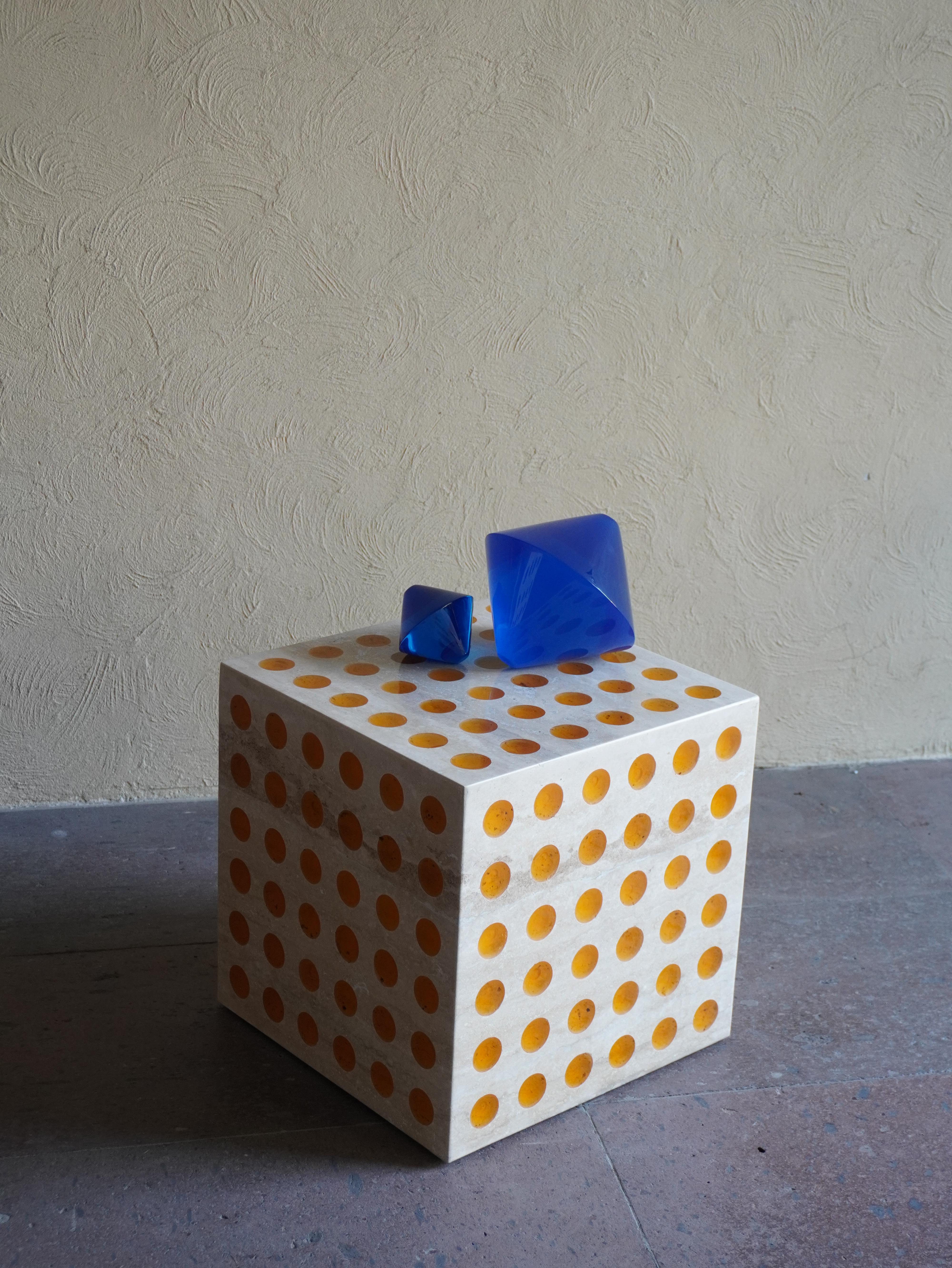 Mexican HIVE II, Resin and Travertine Cube Side Table by Paola Valle For Sale