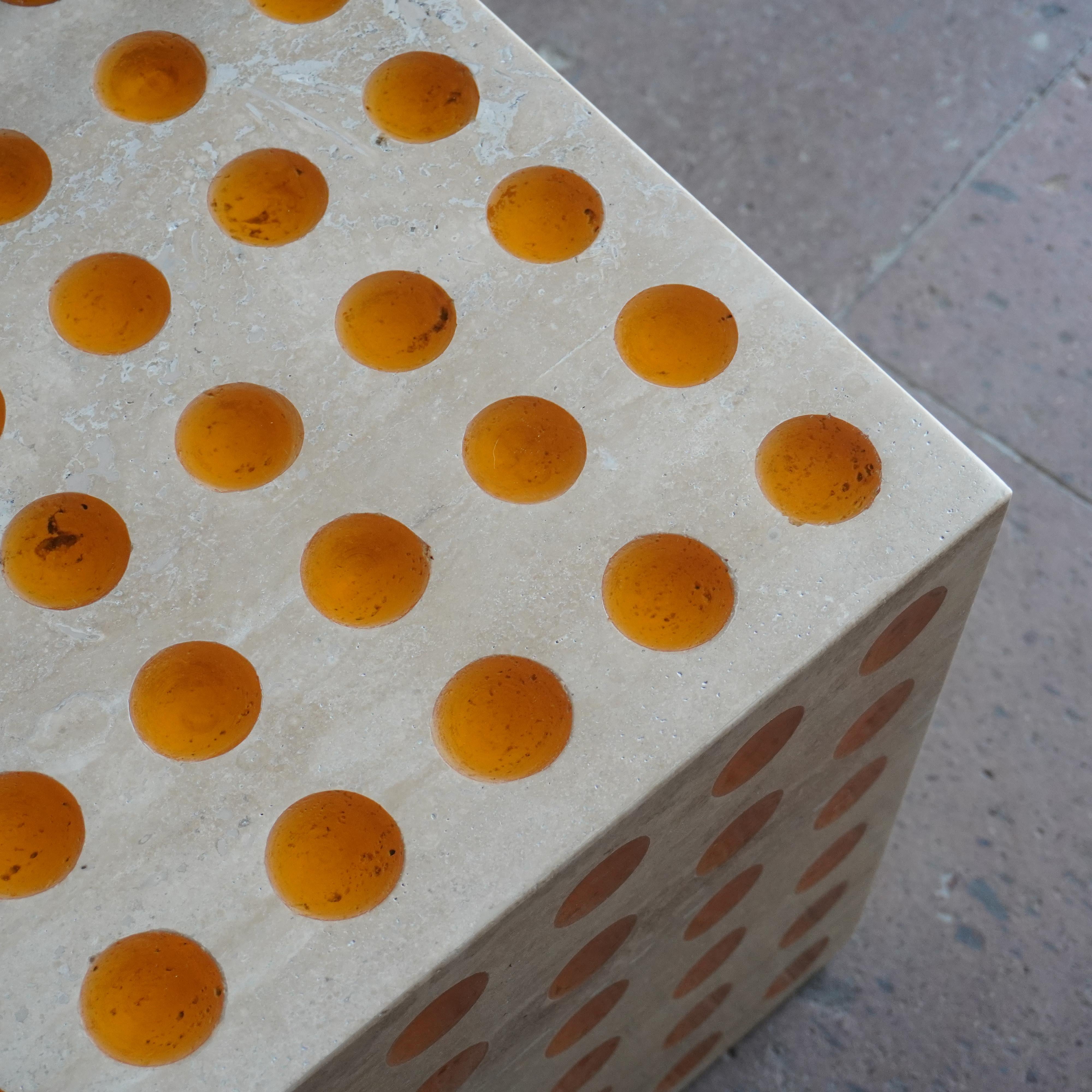 HIVE II, Resin and Travertine Cube Side Table by Paola Valle In New Condition For Sale In Ciudad De México, MX