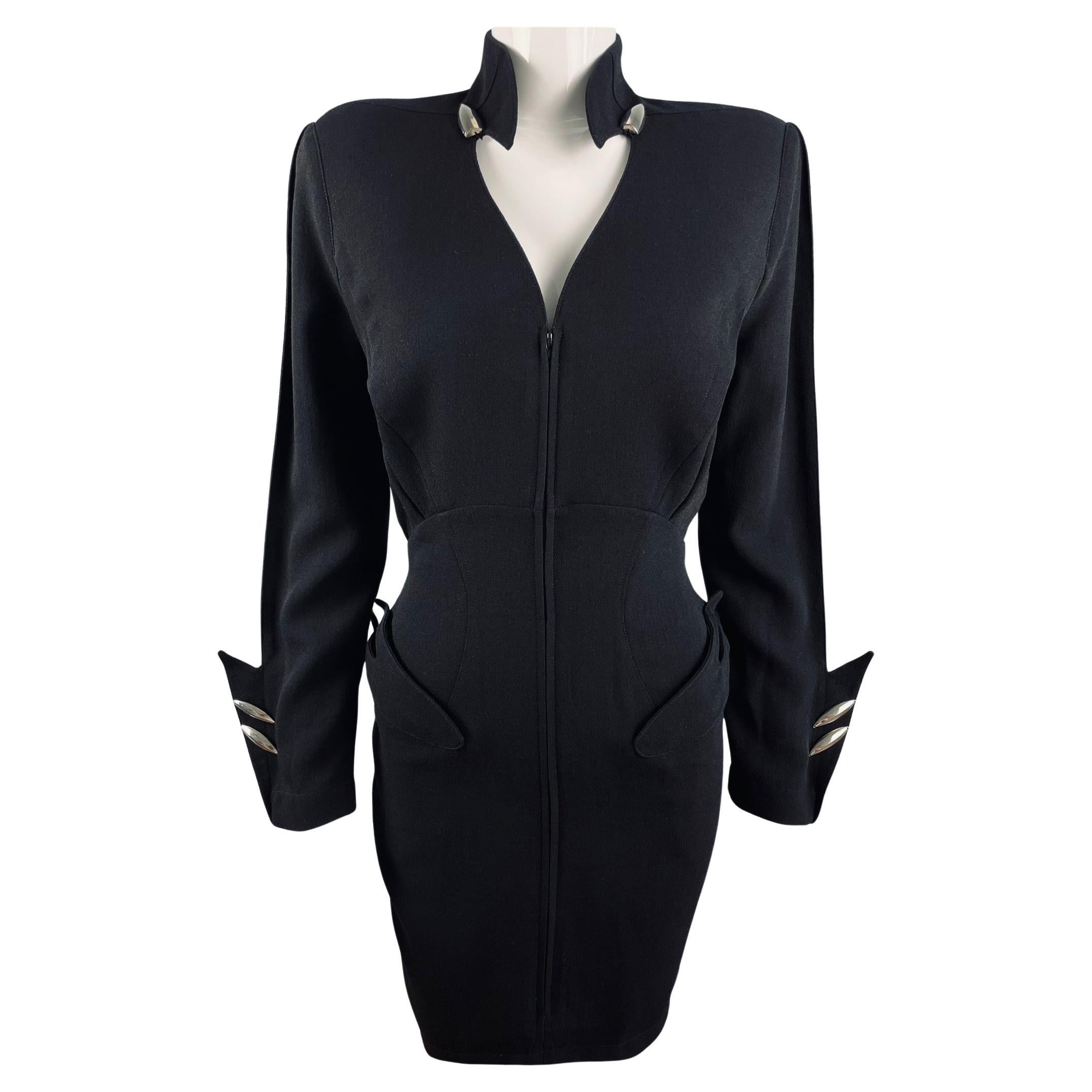 Robe Thierry Mugler Hiver Buick FW 1989 Détails chromés noirs en vente