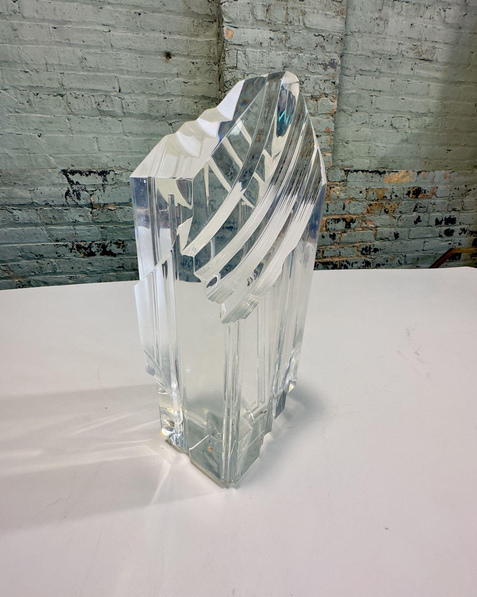 Américain Hivo Van Teal Sculpture abstraite en lucite, signée 1970 en vente