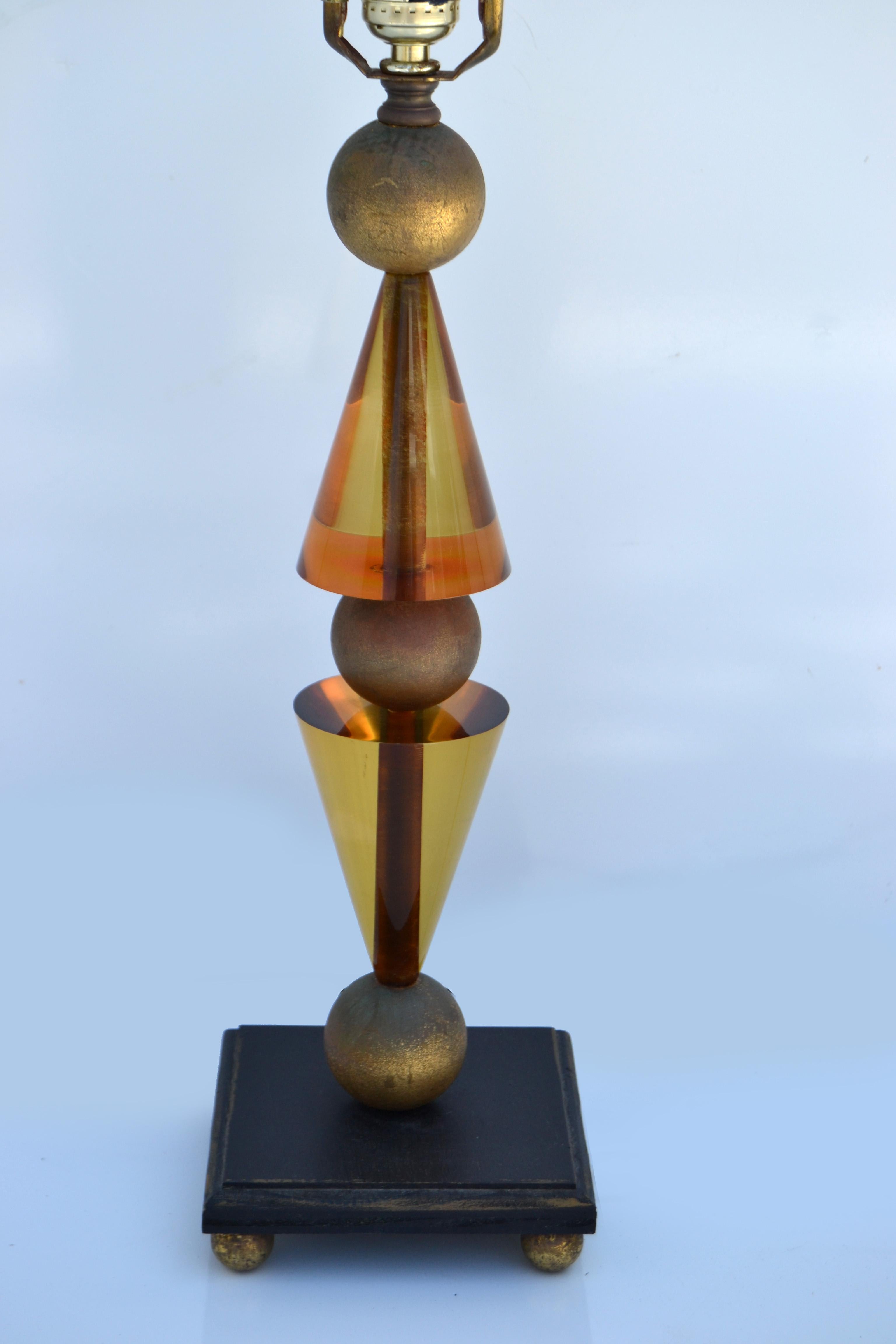 Hivo Van Teal Table Lamp Amber Gold Lucite & Wood Original Shade Midcentury 1979 For Sale 1