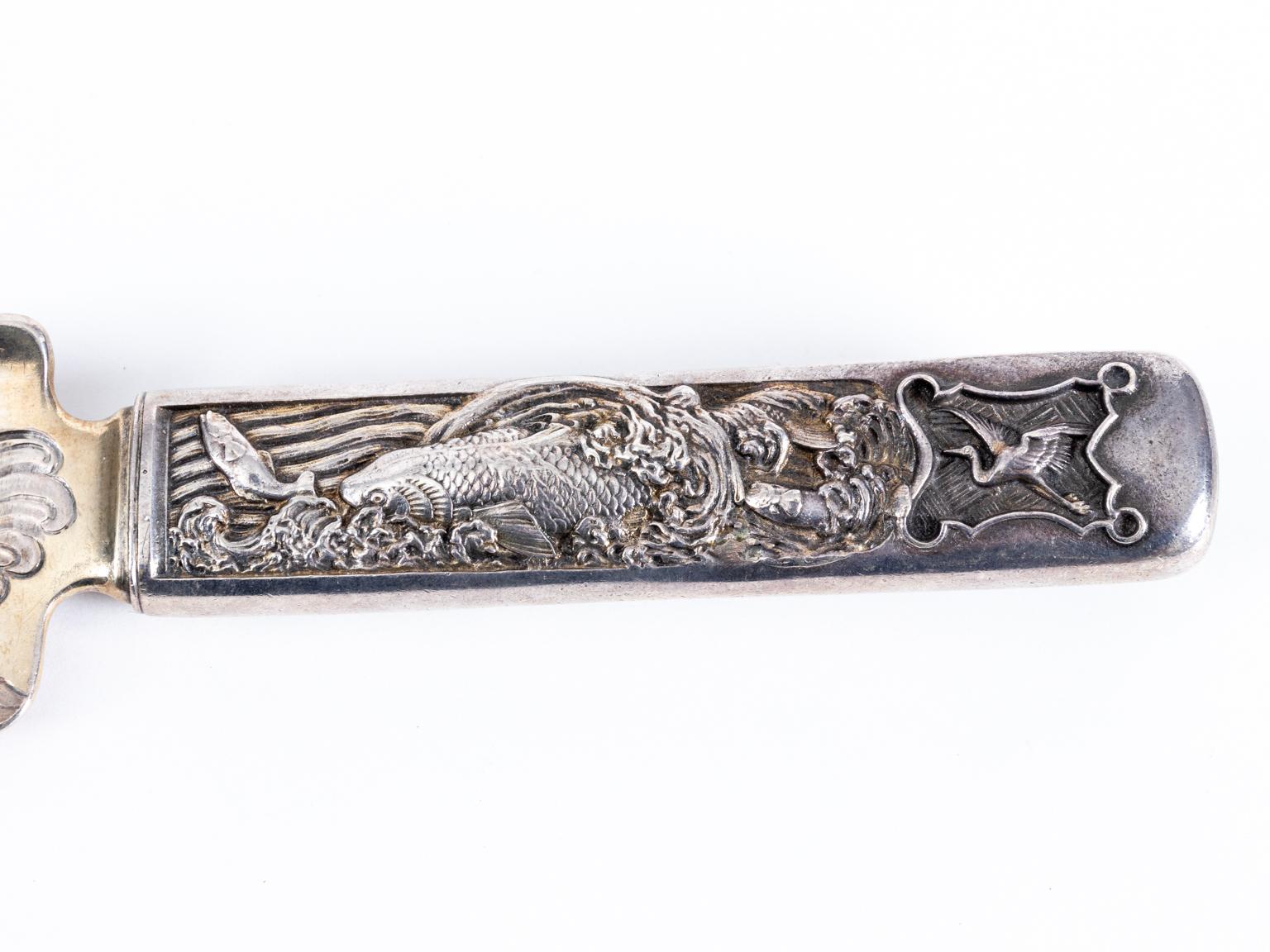 Hizen Japonesque Sterling Silver Fish Server In Good Condition For Sale In Stamford, CT