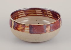 Hjort, Bornholm. Unique ceramic bowl. Glaze in brown and sand-colored shades.