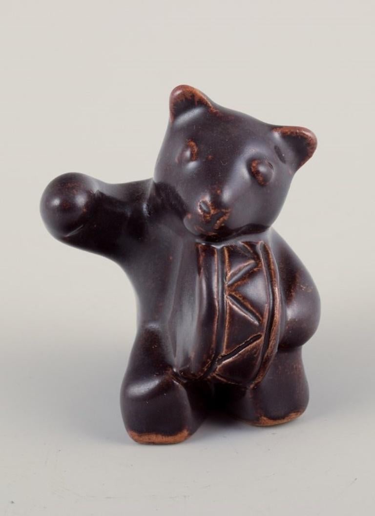 20th Century Hjorth, Bornholm. Three bear musicians in stoneware. Brown glaze. For Sale