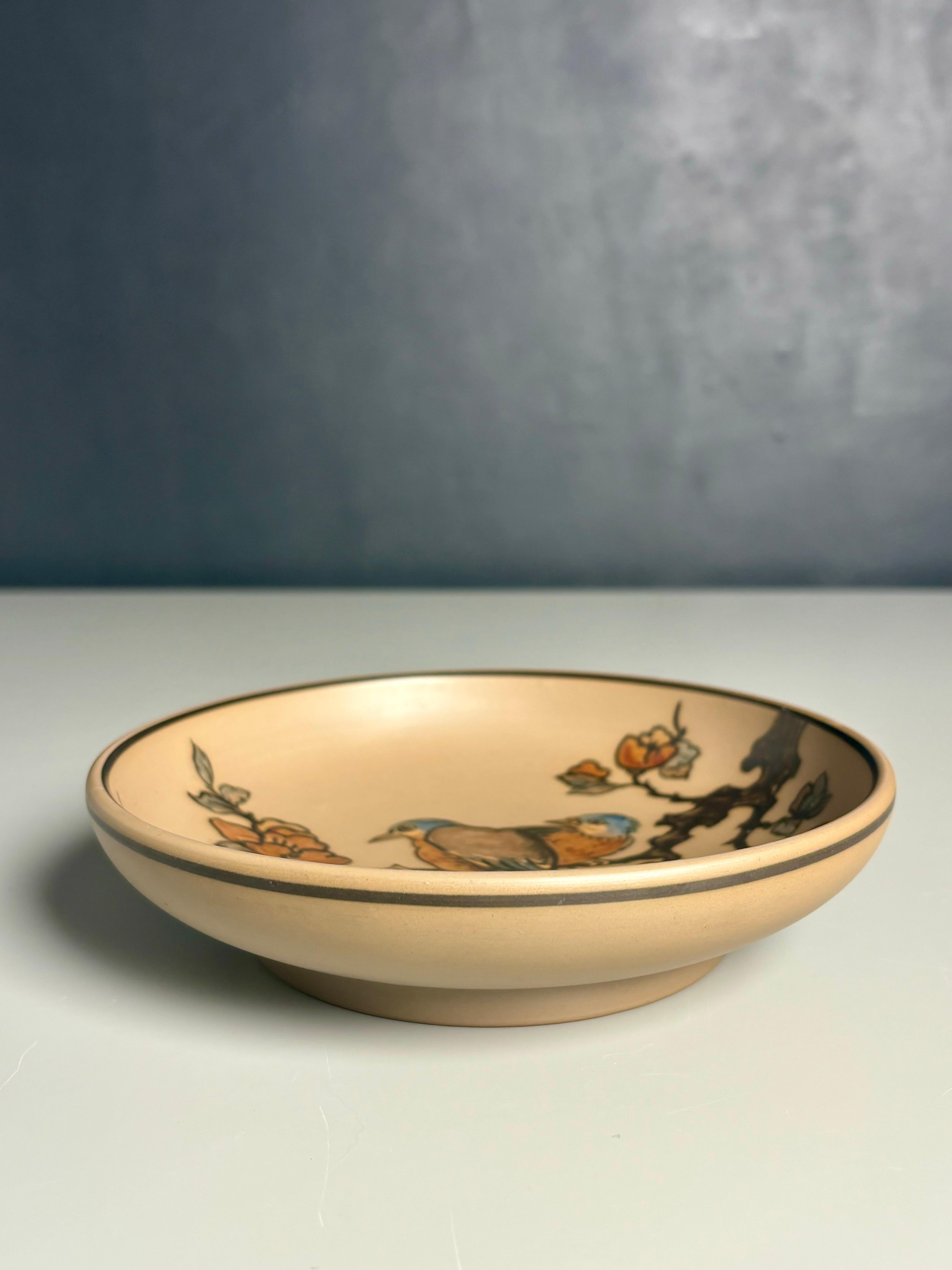 Dänische handbemalte Jugendstil-Ablageschale von Hjorth, 1940er Jahre im Angebot 1