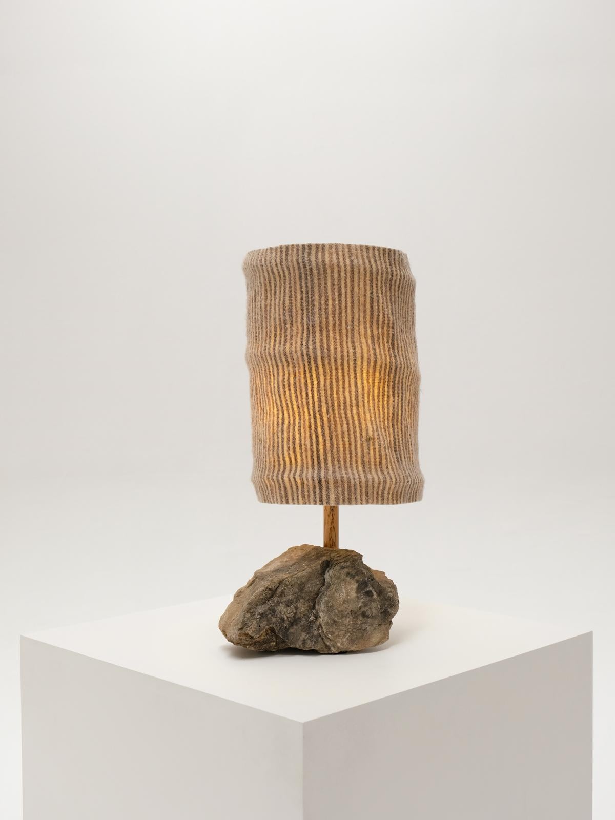 Contemporary Hjra Table Lamp, Handspun and Handwoven wool lampshade, Made of Rock and Reed For Sale