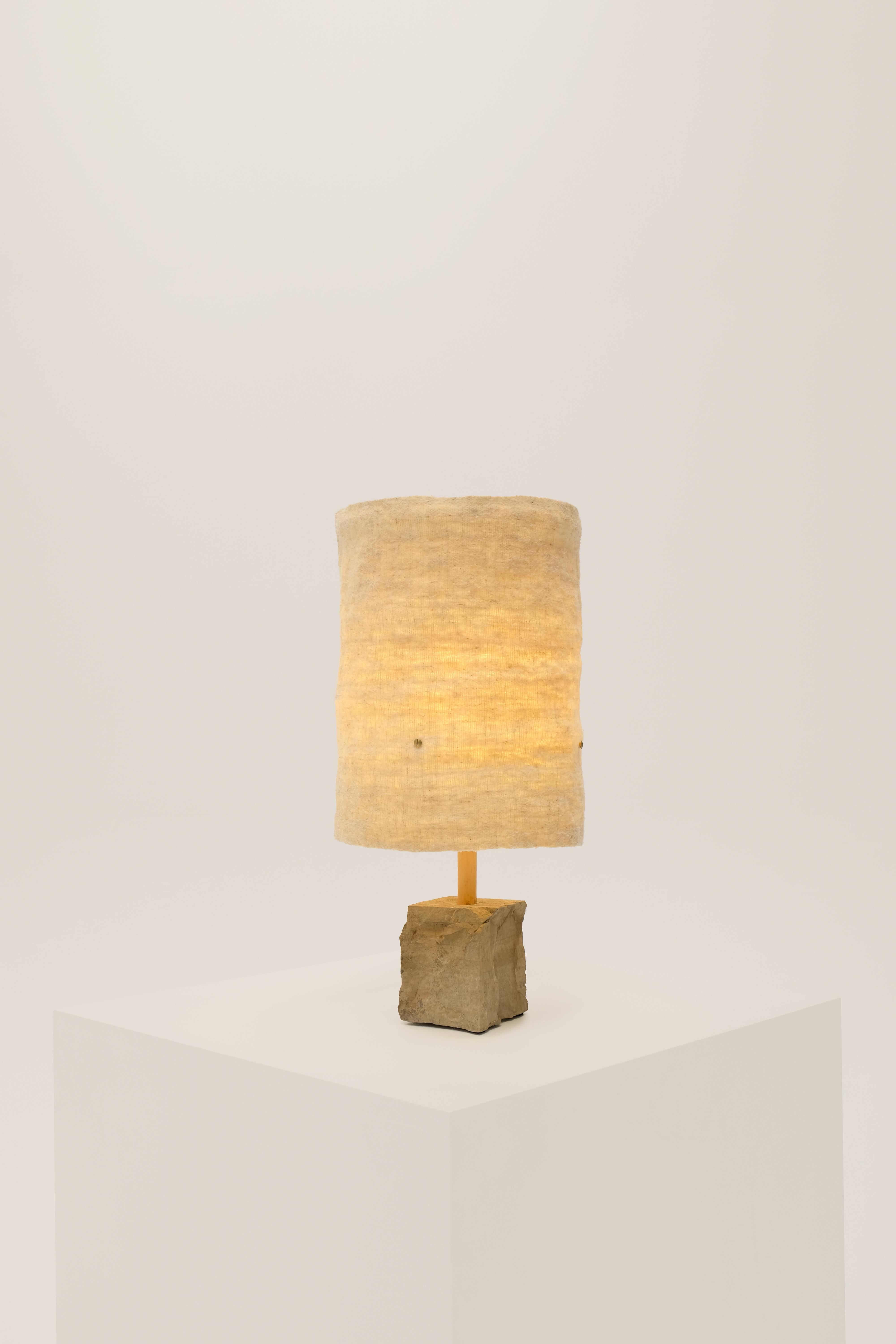 Hjra Table Lamp, Handspun and Handwoven wool lampshade, Made of Rock and Reed For Sale 2